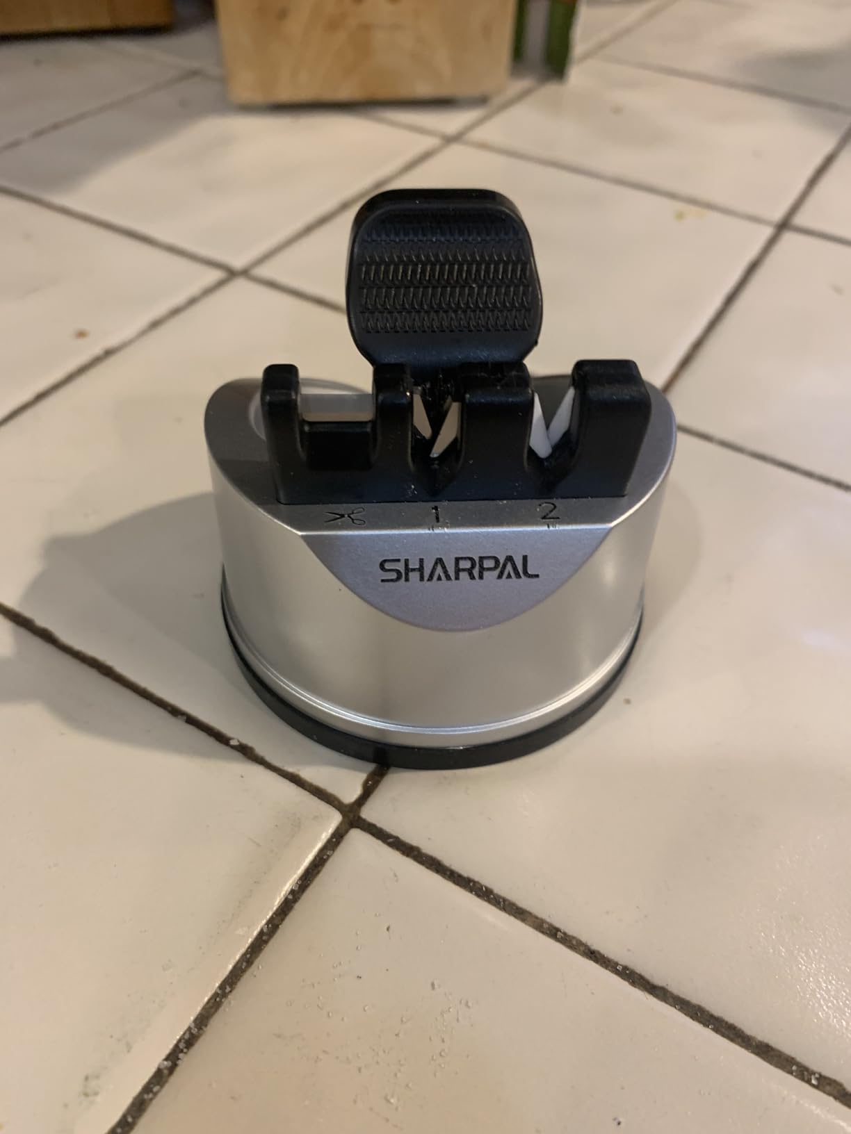 SHARPAL 191H Knife Scissors Sharpener | Repairs, Restores & Sharpens Straight, Serrated & Kitchen Knives - Versatile Sharpening Tool for Blades customer photo 2