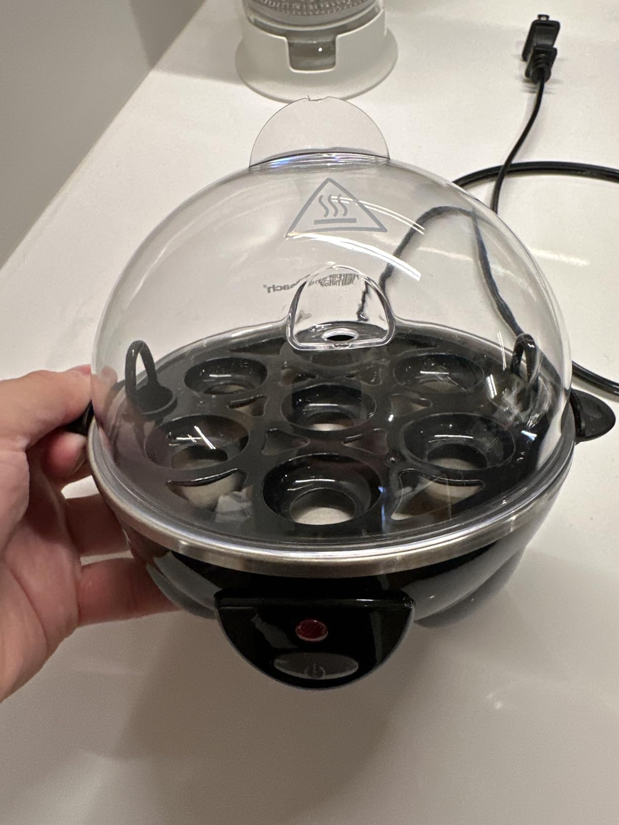Hamilton Beach 3-in-1 Electric Egg Cooker for Hard Boiled Eggs, Poacher Eggs, Omelet Maker & Vegetable Steamer, Holds 7, Mint (25504) customer photo 1