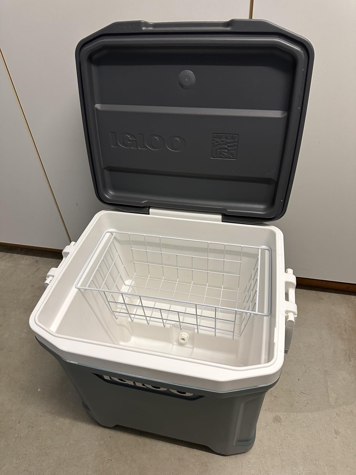 SANNO Freezer Baskets Wire Storage Baskets Closet Baskets Bin Farmhouse Organizer Storage Bins Organization Storage for Home, Office, Bathroom, Pantry - Set of 2, 15.7