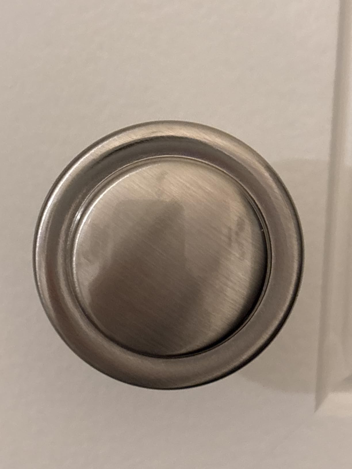 Ravinte 30 Pack 1-1/4 inch Matte Black Zinc Euro-Style Cabinet Knobs, Drawer Pulls & Door Handles customer photo 1
