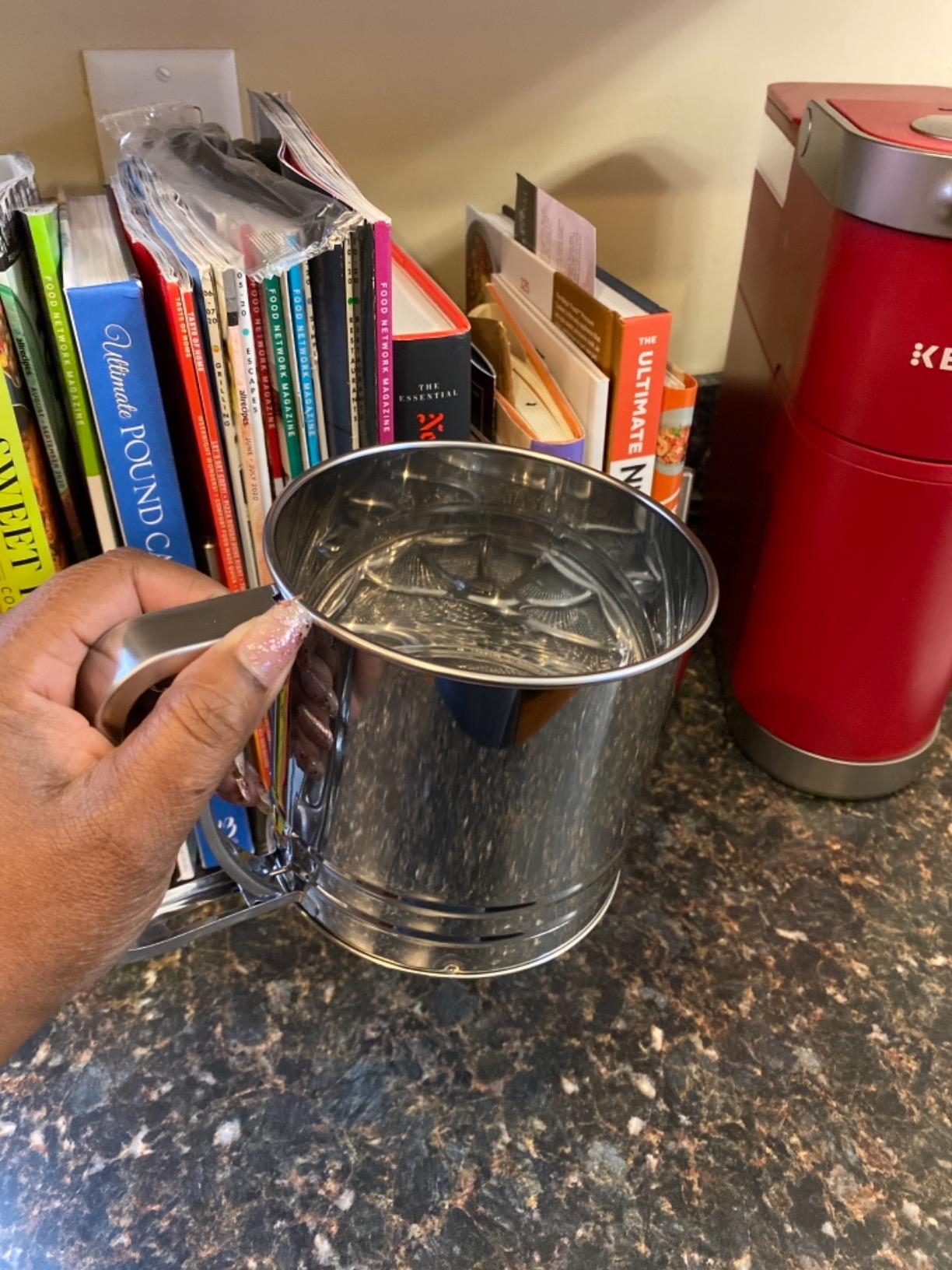 5 Cup Flour Sifter for Baking - Large Capacity Flour Sifter Stainless Steel with Double Mesh, Easy One-Hand Use customer photo 1