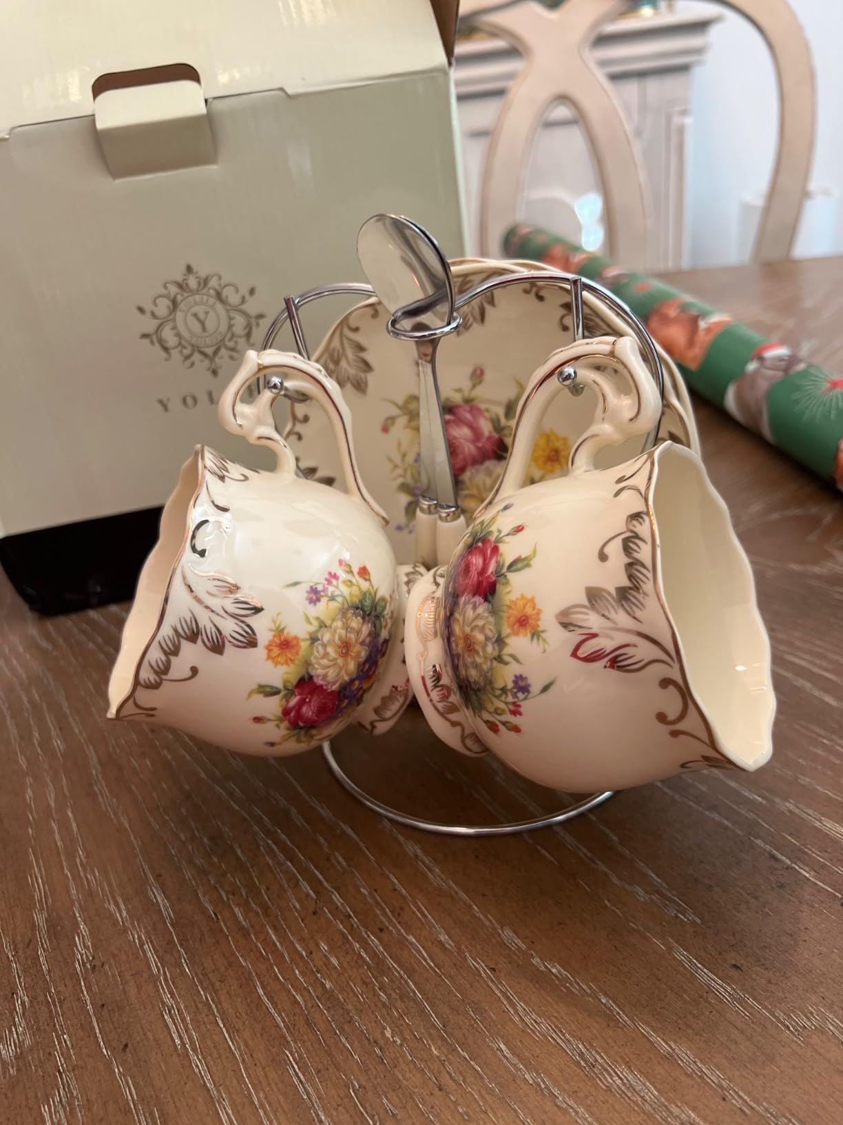 YOLIFE Tea Cups and Saucers Set of 2, Porcelain Floral Tea Cups Set with Holder, Fancy Vintage Teacups 8 oz customer photo 2