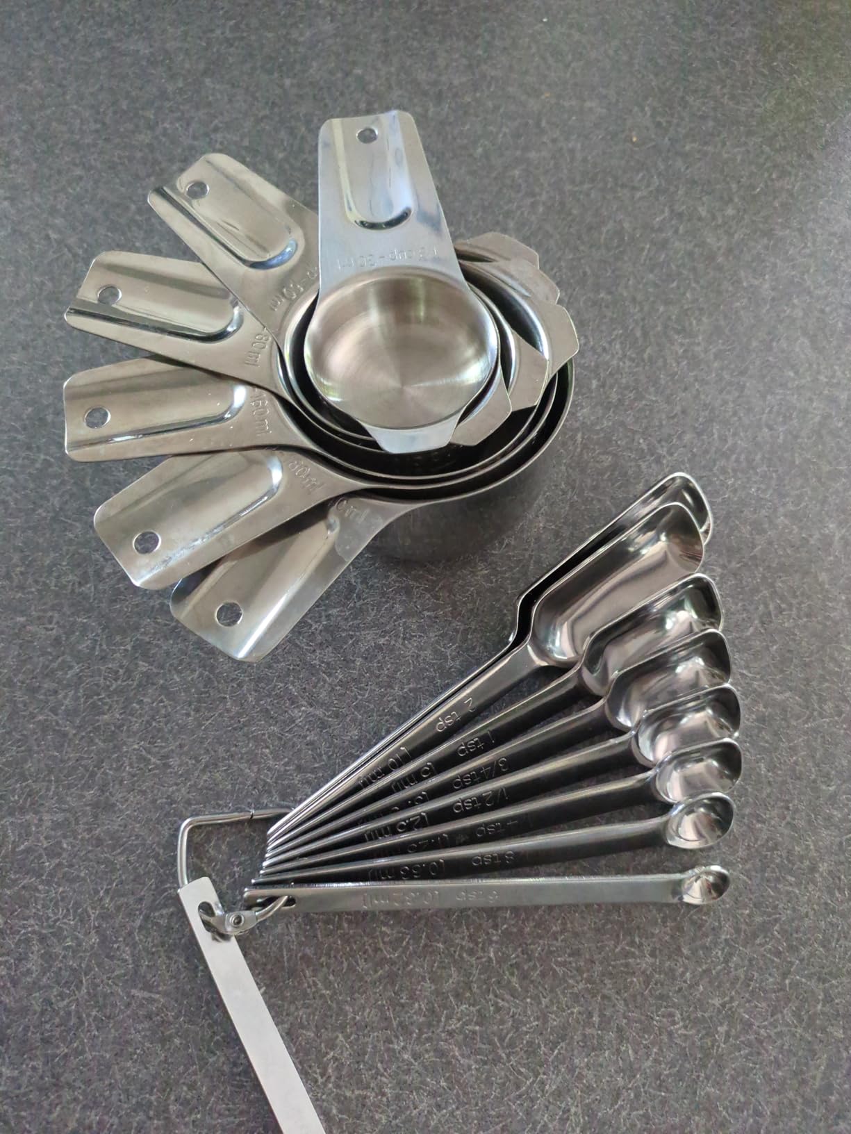 Wildone Measuring Cups & Spoons Set of 21 - Includes 7 Stainless Steel Nesting Cups, 8 Measuring Spoons, 1 Leveler & 5 Mini Measuring Spoons, Ideal for Dry and Liquid Ingredients customer photo 1