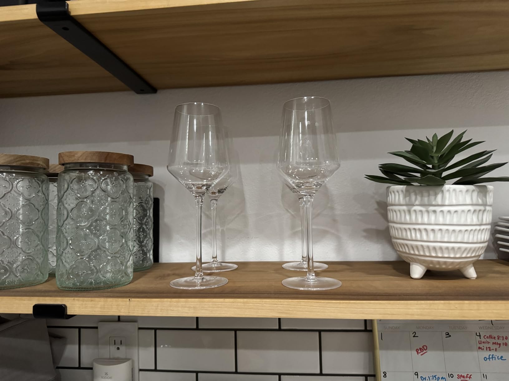 Red Wine Glasses Set of 4, Premium Crystal Wine Glasses Hand Blown, 15 oz, Thin Rim, Long Stem, Perfect for Red or White, Daily Use, Unique Wedding Anniversary or Birthday Gift customer photo 2