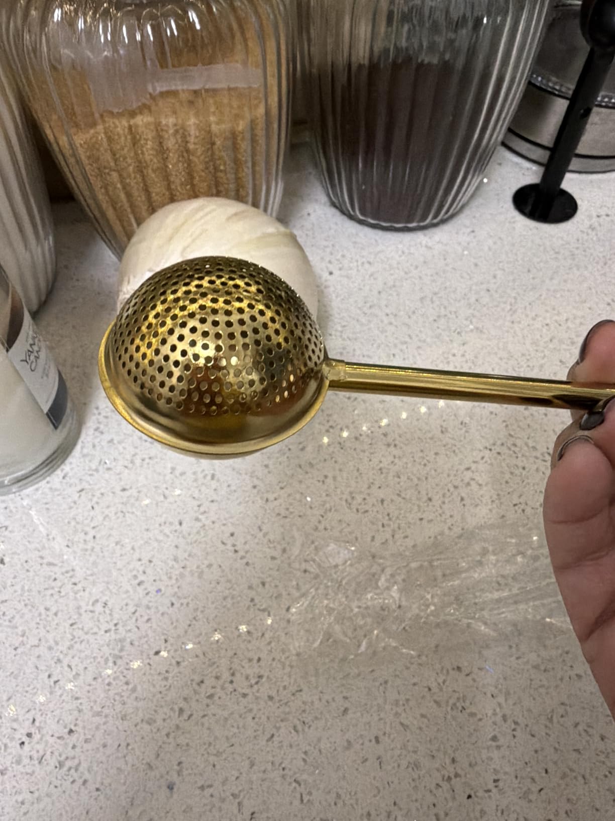 HULISEN Flour Duster for Baking, One-Handed Operation, 304 Stainless Steel Powdered Sugar Shaker Duster, Pick Up and Dust Flour Sifter, Gift Package customer photo 1