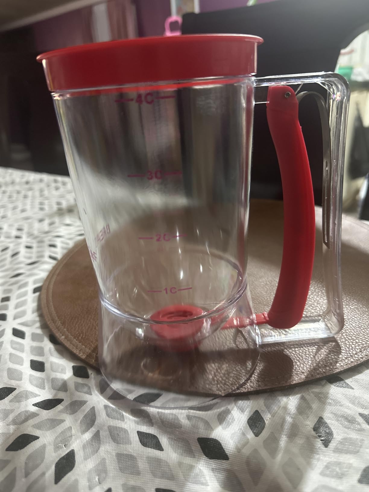 BBSTARZ Pancake Batter Dispenser - 4-Cup Batter Dispenser with Squeeze Handle & Measuring Marks for Pancakes, Waffles, Muffins, Crepes & Cupcakes - Baking Tool(Red) customer photo 2