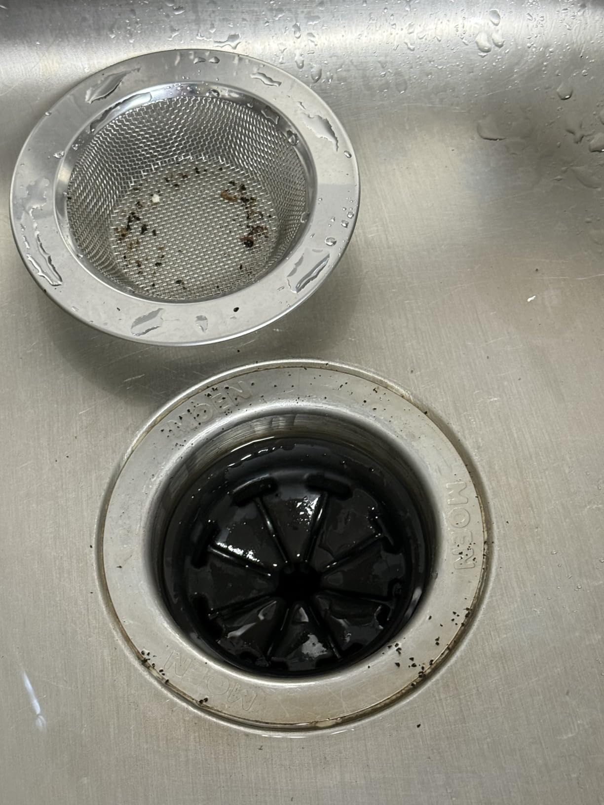 LASSHSWA 2 PCS Kitchen Sink Strainer Stainless Steel, Kitchen Sink Drain Strainer， Sink Strainers with Large Wide Rim 4.5