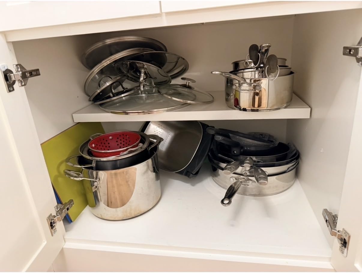 EVERIE Adjustable Bakeware Organizer Pot Lid Holder Rack for Pots, Cake Molds, Cutting Boards, Mats, Cookware, 7.7'' Deep by 12.6'' to 21.5'' Wide customer photo 1