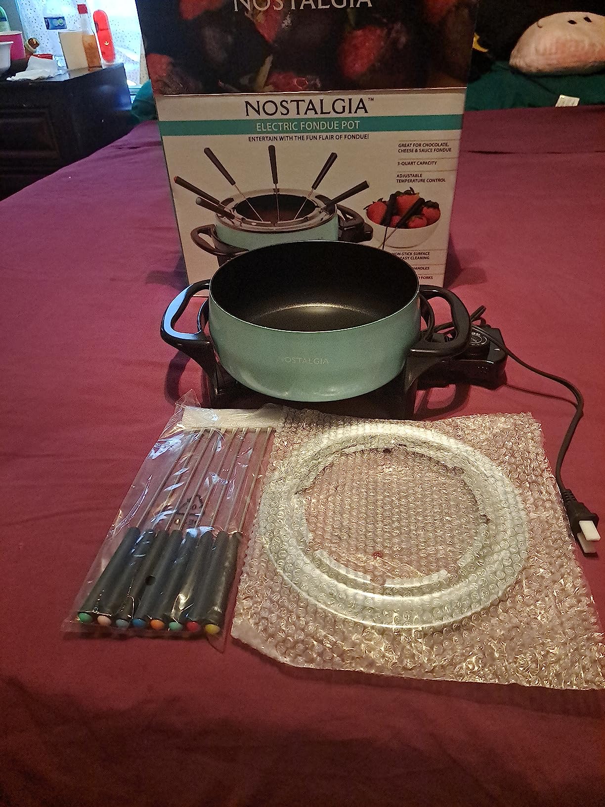 Nostalgia 12-Cup Electric Fondue Pot Set for Cheese & Chocolate - 8 Color-Coded Forks, Temperature Control - Stainless Steel Kitchen Gadgets and Appliances for Hors d'Oeuvres and More - Aqua customer photo 2