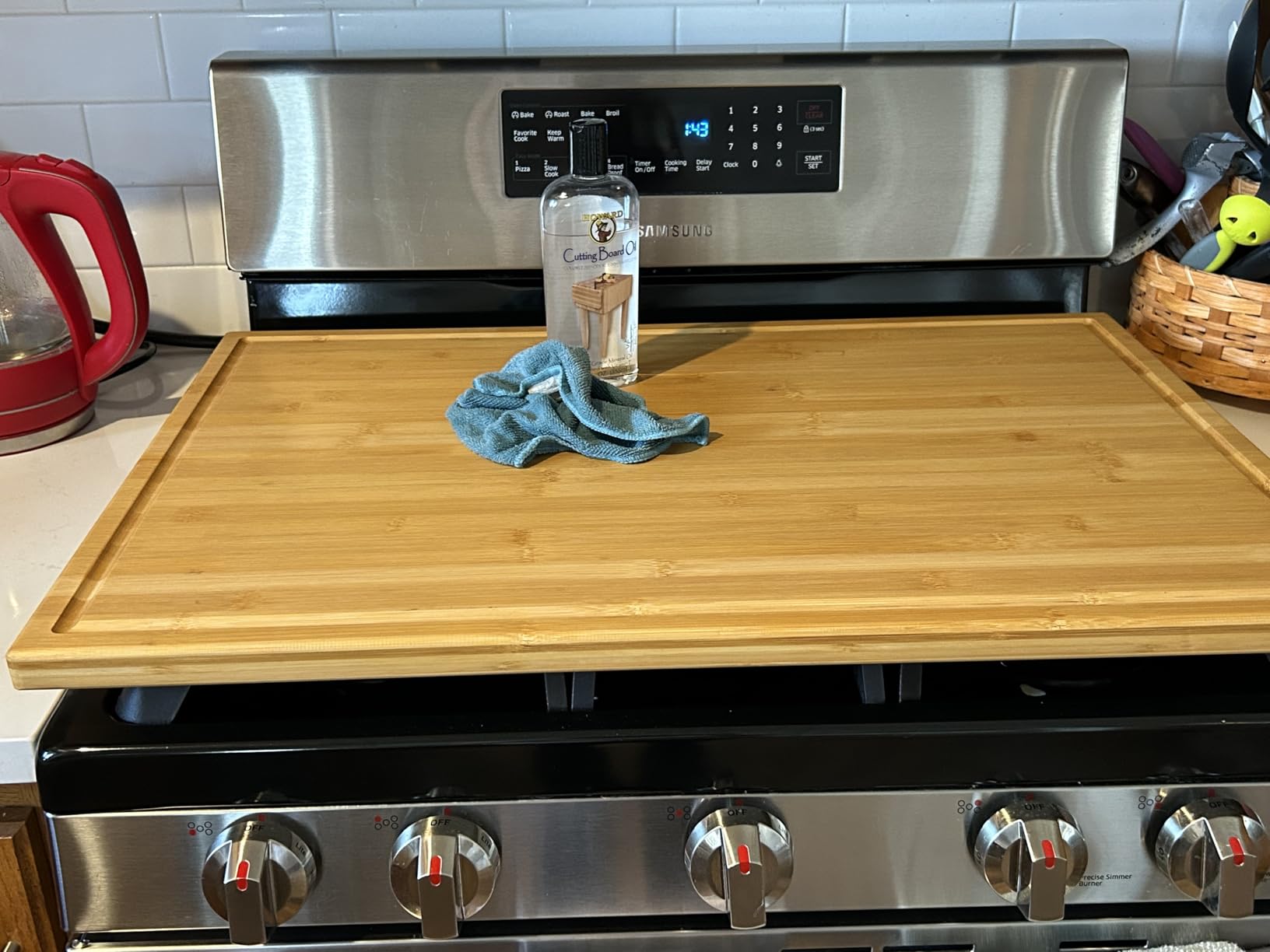 Utoplike Extra Large XXXL Bamboo Cutting Board 24 x16 Inch, Largest Wooden Butcher Block for Turkey, Meat, Vegetables, BBQ, Over the Sink Chopping Board with Handle and Juice Groove, Thickness 1.25