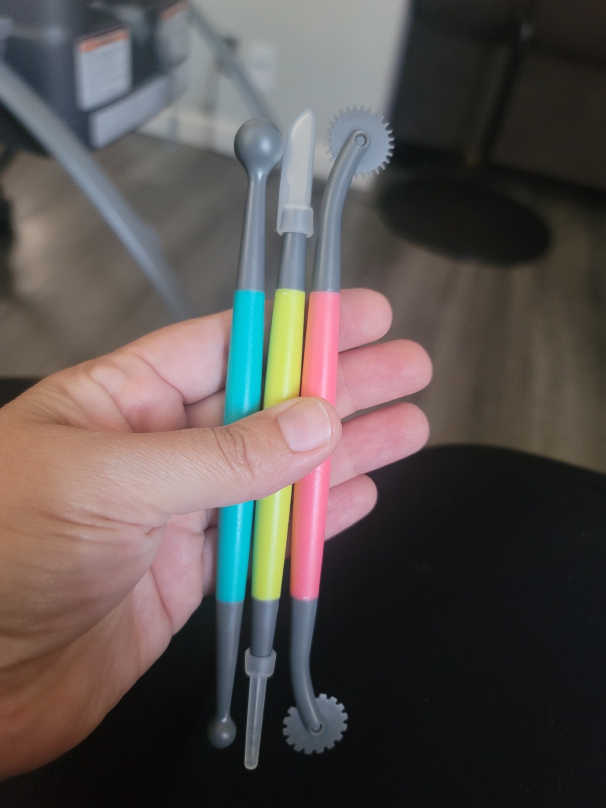 Wilton Shape with Fondant Starter Tool Set customer photo 1