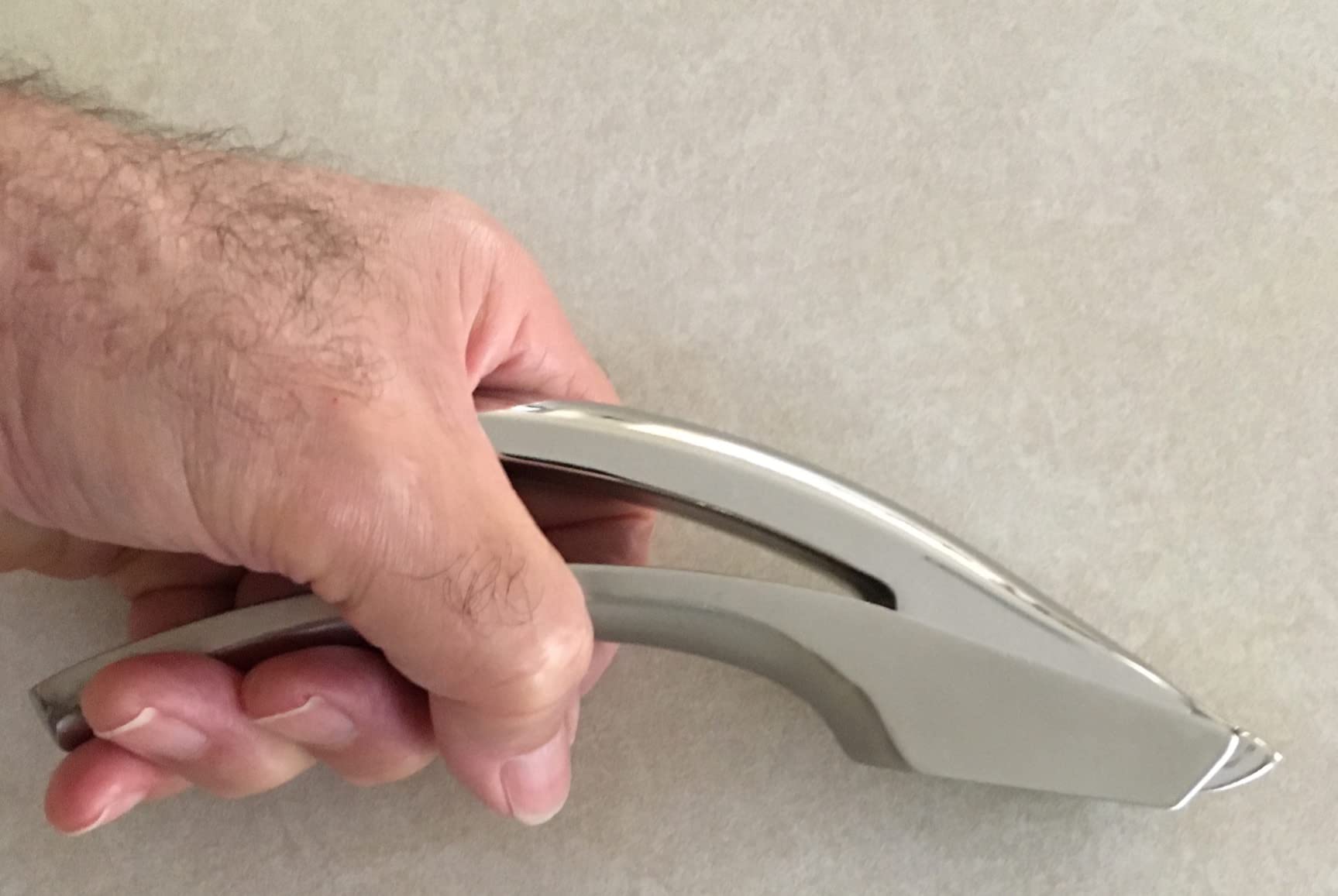 No Peeling Required Garlic Press Stainless Steel with Detachable Handle for Fine Mincing-Premium Garlic Mincer Tool, Rust-Proof, Easy to Clean, Dishwasher Safe Garlic Crusher with Lifetime Replacement customer photo 1