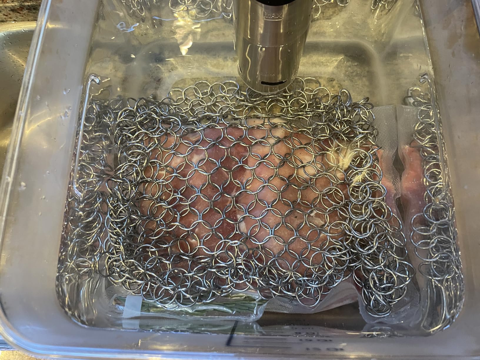 TonGass 8-Pack Sous Vide Magnetical Weights Works on All Sous Vide Machines, Silicone-Coated Magnets for Keeping Bags Submerged & Prevent Floating, Powerful Food Safe Weighted Magnets for Containers customer photo 1