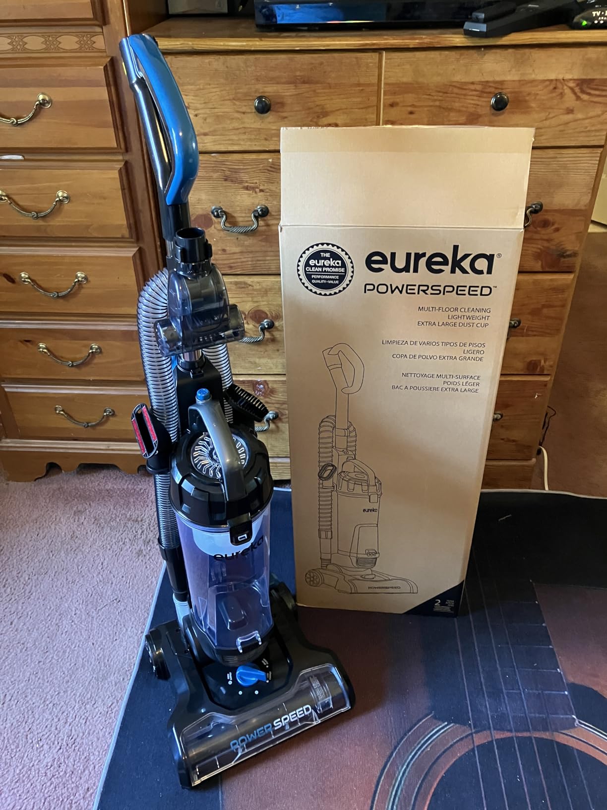 Eureka PowerSpeed Lightweight Upright Vacuum Cleaner for Carpet and Hard Floor, Powerful Bagless Upright Vacuum Cleaner for Home Pets, NEU181A, Blue customer photo 1