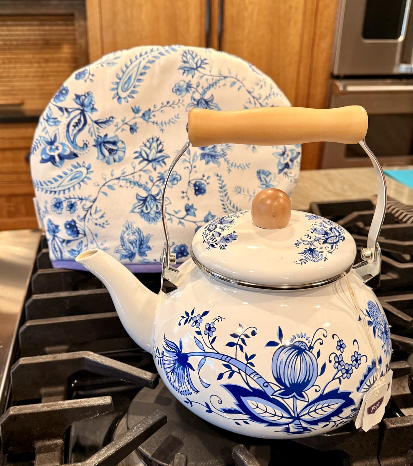 Muldale Large Tea Cozy for Teapot British - 100% Cotton Extra Thick Wadding Tea Pot Cover Designed in England - Insulated Teapot Cozy for English Tea Sets - Vintage Blue Floral customer photo 1
