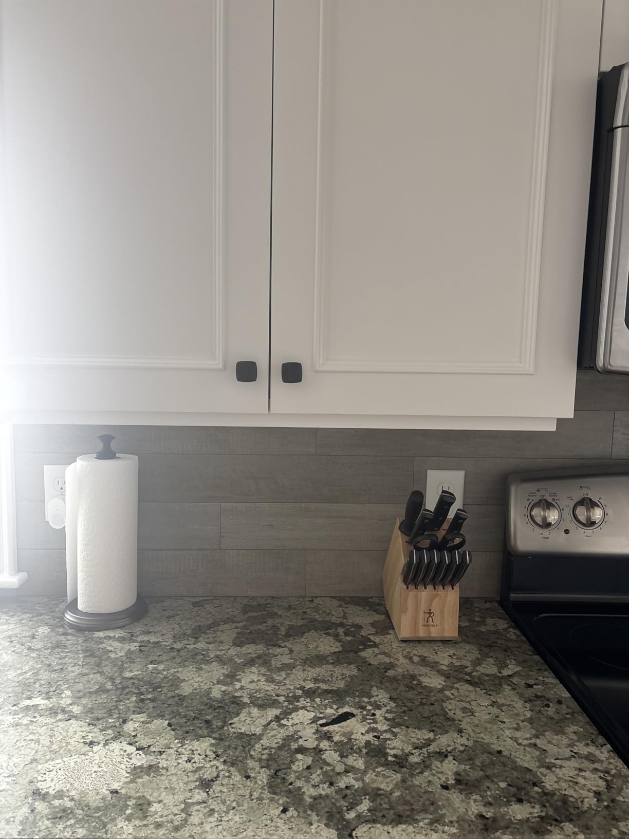 Ravinte 25 Pack Matte Black Kitchen Cabinet Square Knob Single Hole Cabinet Hardware for Dresser Drawer Pulls and Knobs customer photo 1