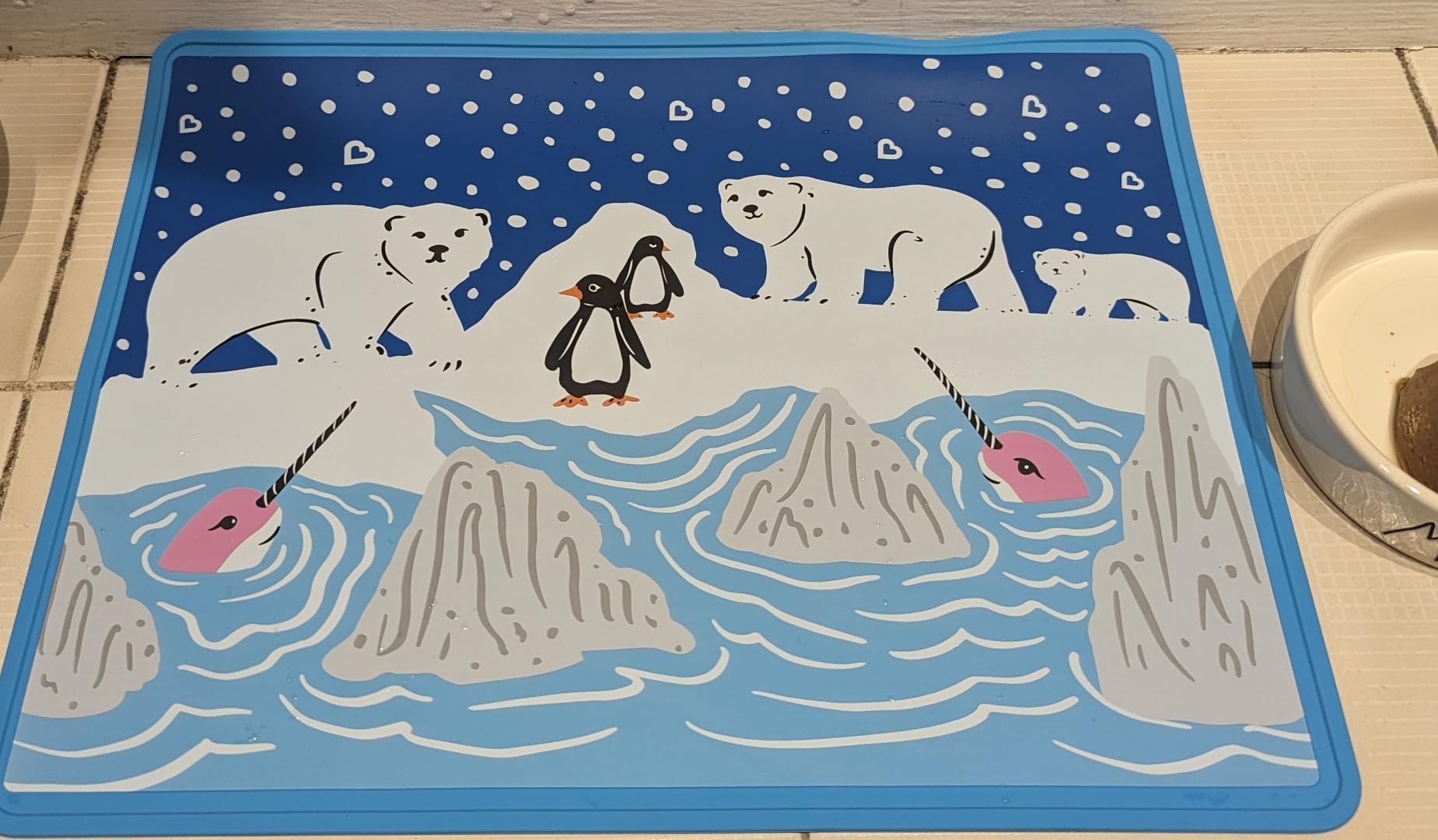 Munchkin® WildLove Reversible Silicone Placemat for Kids, 1pk, Orca customer photo 2
