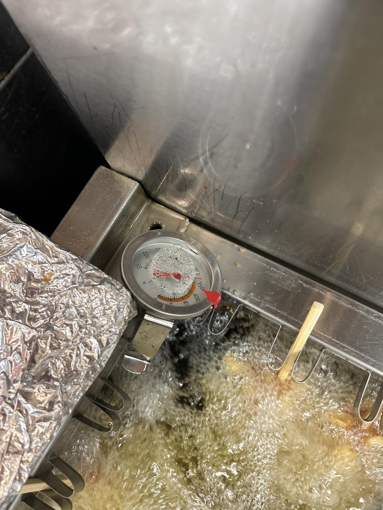 Candy Thermometer with Pot Clip - Deep Fry Oil Thermometer for Frying and Candle Making customer photo 1