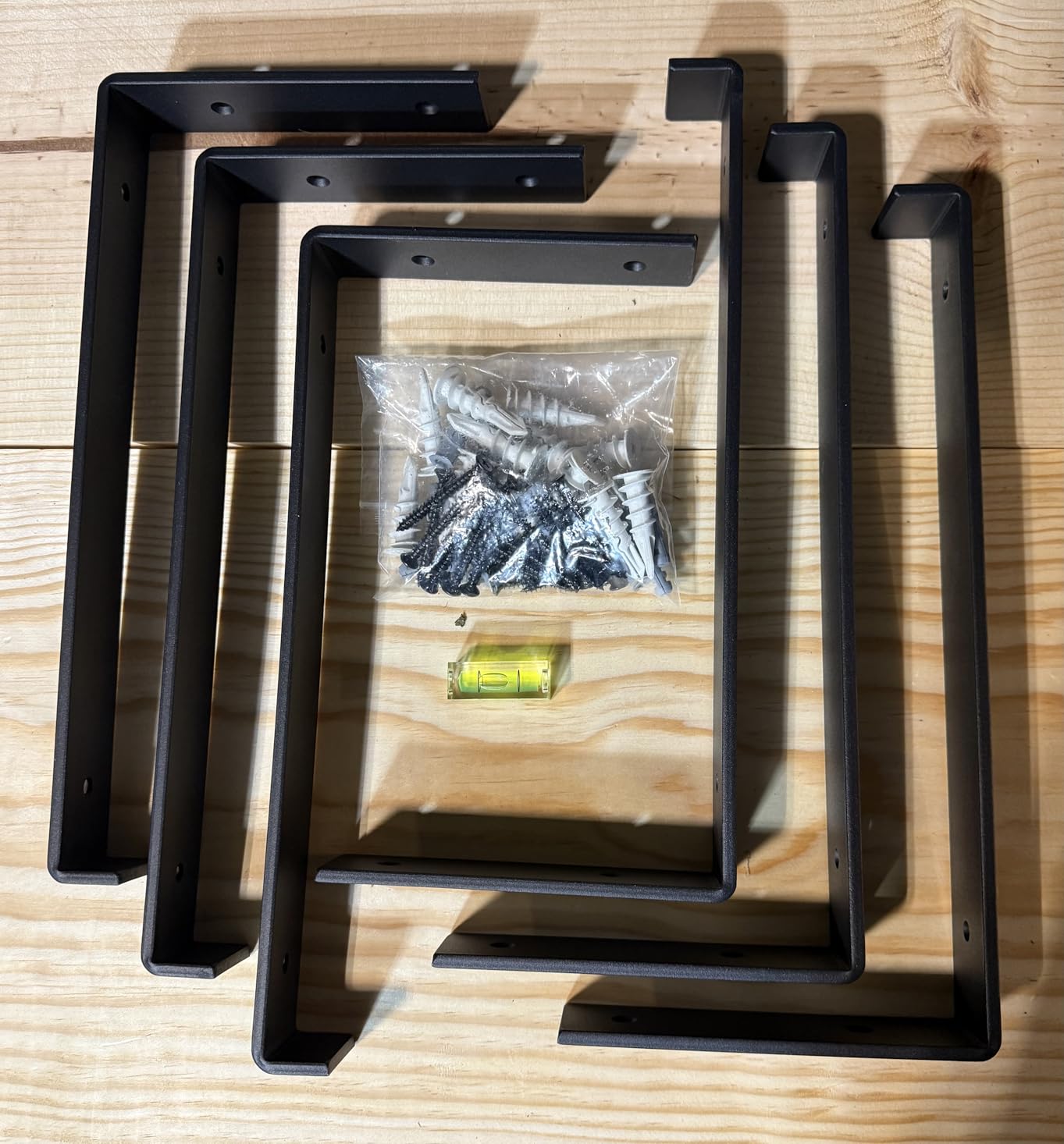 12 Inch Heavy Duty Floating Shelf Bracket, Wall Mounting Industrial Black Shelf Brackets, 1/5 Inch Thick Iron Metal Brackets for Shelves 6 Packs customer photo 1