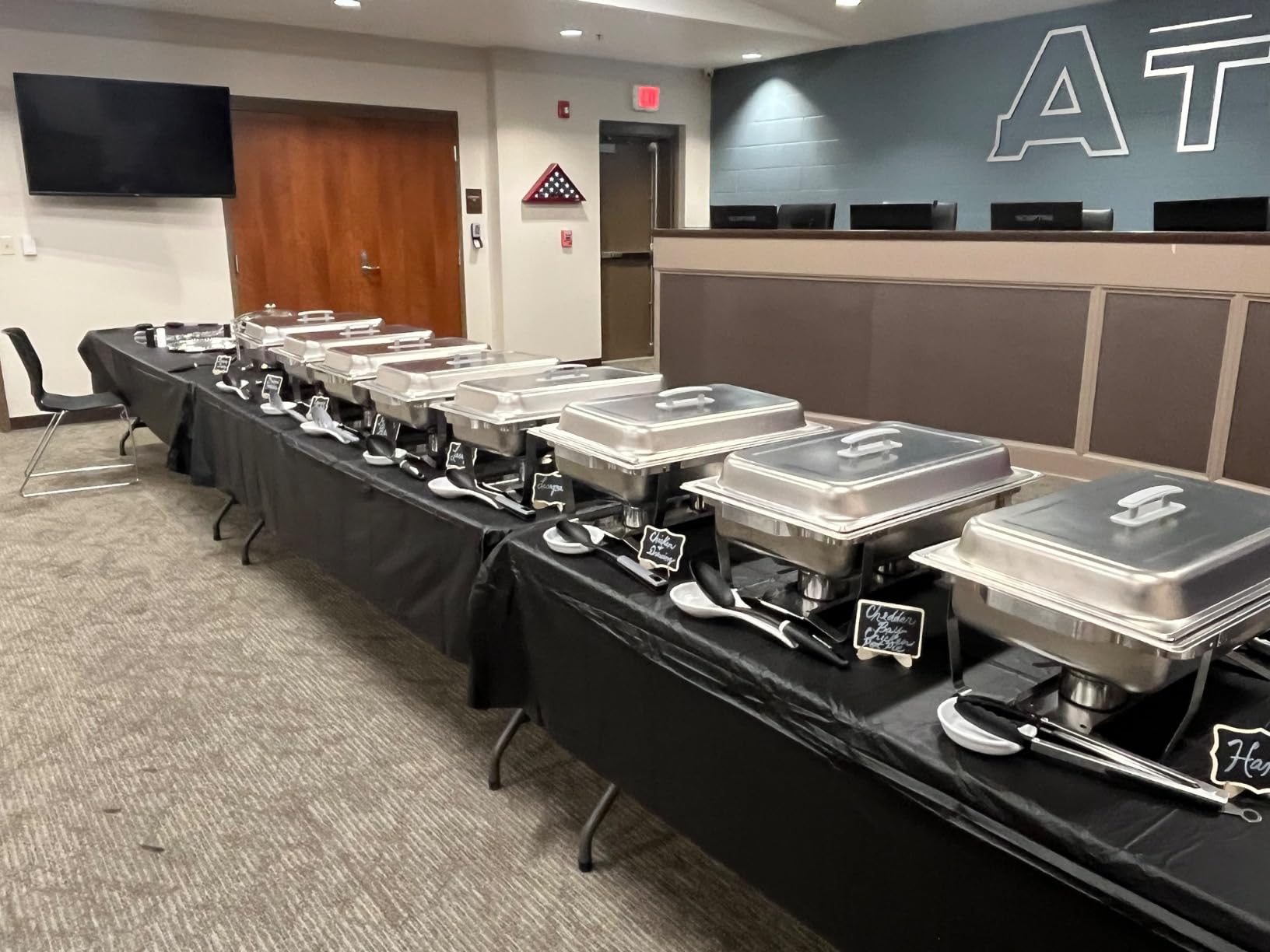 Alpha Living 4 Pack Chafing Dish Full Set - Stainless Steel Catering Chafer with Lids, Pans & Fuel Holders - Buffet Food Warmers for Parties, Events & Weddings - Alpine Gray Handles customer photo 2