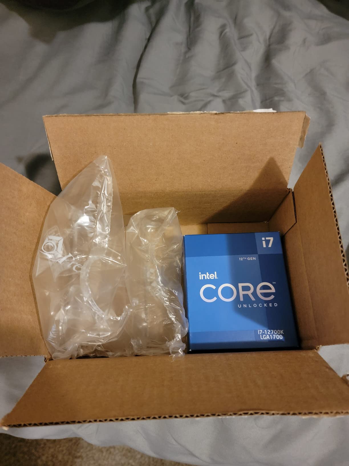 Intel Core i7-12700K Gaming Desktop Processor 12 (8P+4E) Cores up to 5.0 GHz customer photo 1