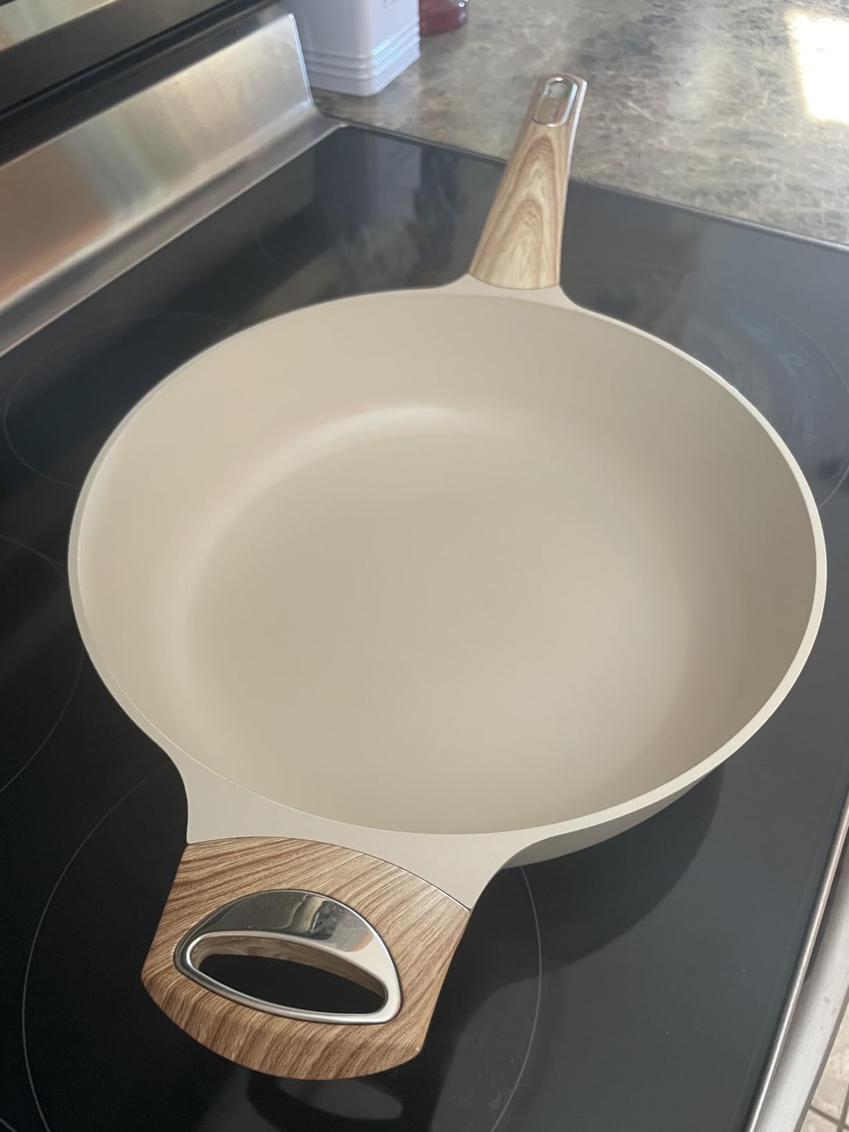 SENSARTE Nonstick Frying Pan Skillet with Lid, 12 Inch Large Deep Frying Pan, 5 Qt Non Stick Saute Pan with Cover, Induction Pan, Healthy Non Toxic Cooking Pan with Helper Handle, PFOA PFOS Free customer photo 2
