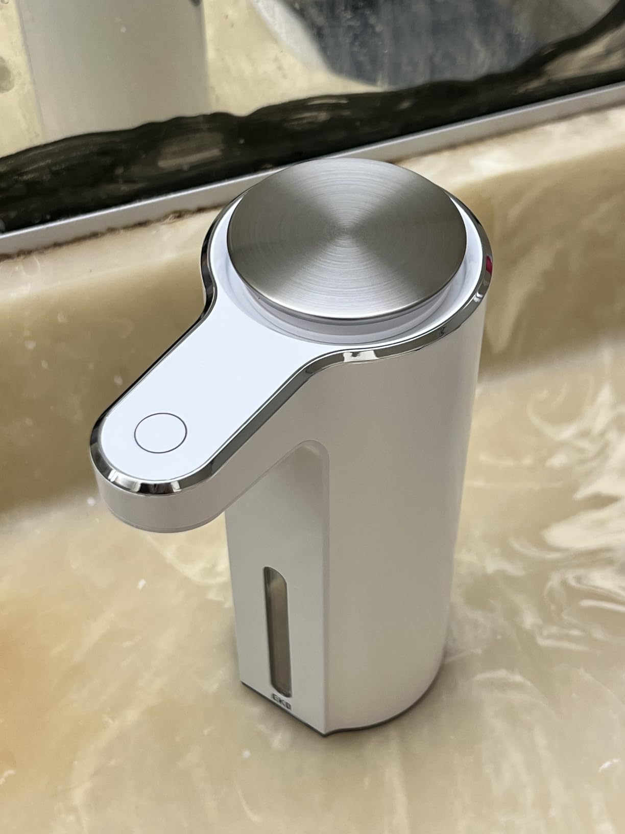 EKO Aroma Touchless Automatic Soap Dispenser for Kitchen and Bathroom, Liquid Hand Soap Dispenser, Water-Resistant and Rechargeable, 9 fl oz (Stainless) customer photo 1