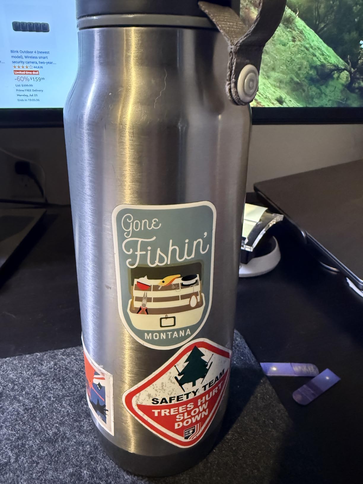 HidrateSpark PRO Smart Water Bottle - Insulated Stainless Steel - Tracks Water Intake with Bluetooth, LED Glow Reminder When You Need to Drink - Straw Lid, 32oz, Brushed Steel customer photo 1