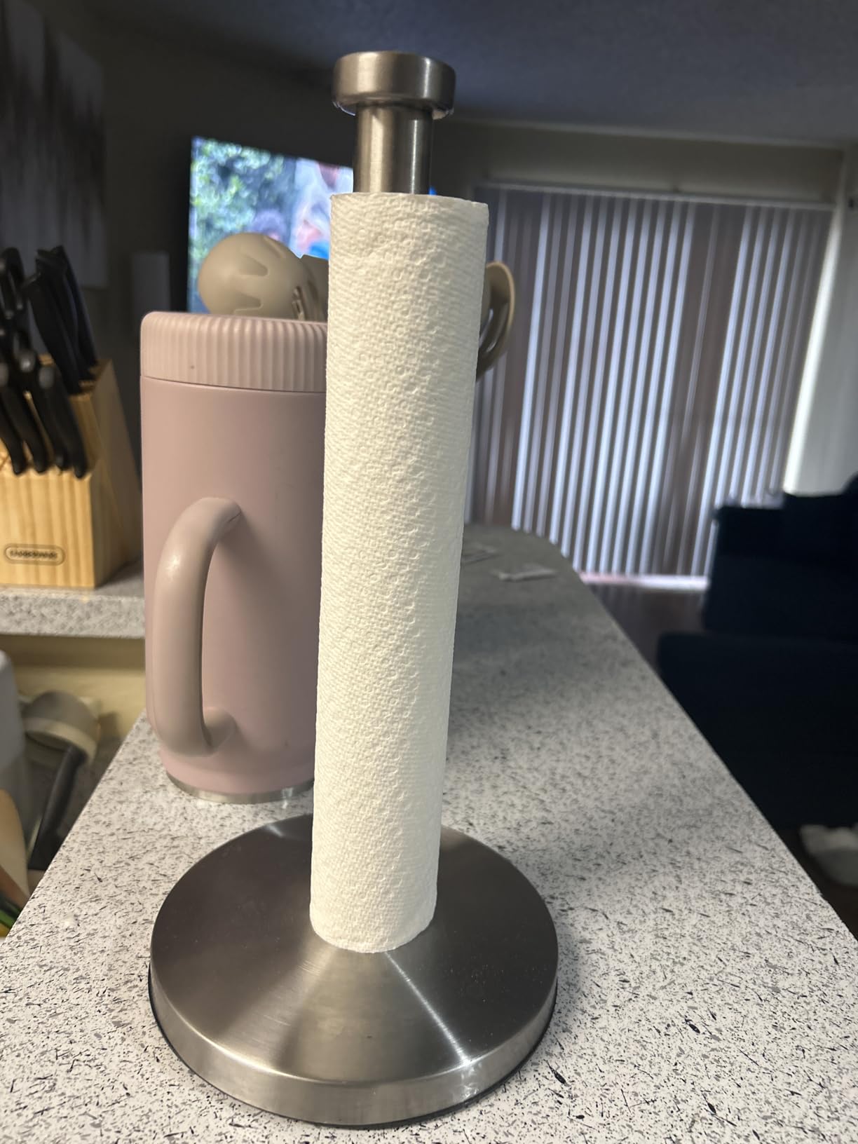 VEHHE Paper Towel Holder Countertop, Stainless Steel Paper Towel Holder Stand with Weighted Base Suction Cups, Standing Paper Towel Roll Holder for Kitchen Bathroom (Silver) customer photo 1