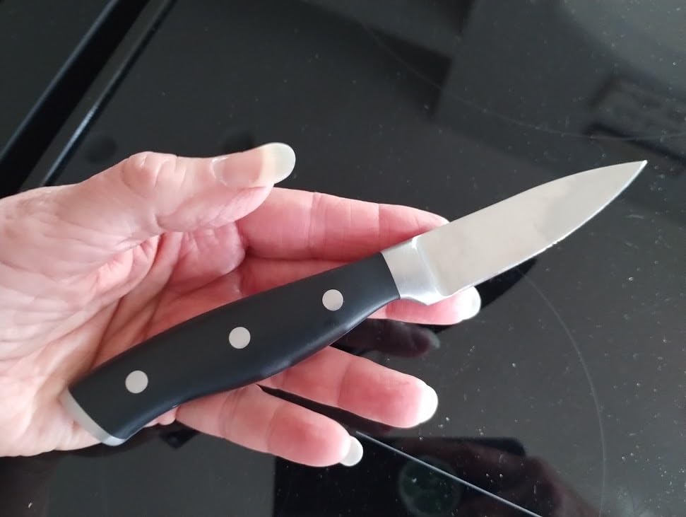 HENCKELS Forged Accent Razor-Sharp 2-pc Paring Knife Set, German Engineered customer photo 2