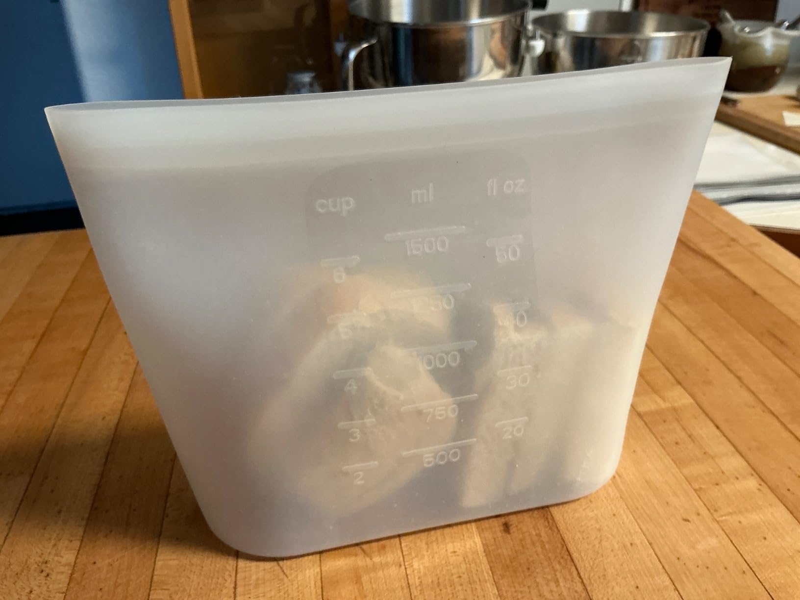 Reusable 100% Silicone Food Storage Bags, Sandwich Snack Bags New Generation Stand Up Zip Container for Soup and Leftovers, Plastice & BPA Free, Microwave Oven Safe 3 Pack (51oz, 34oz, 17oz) customer photo 2