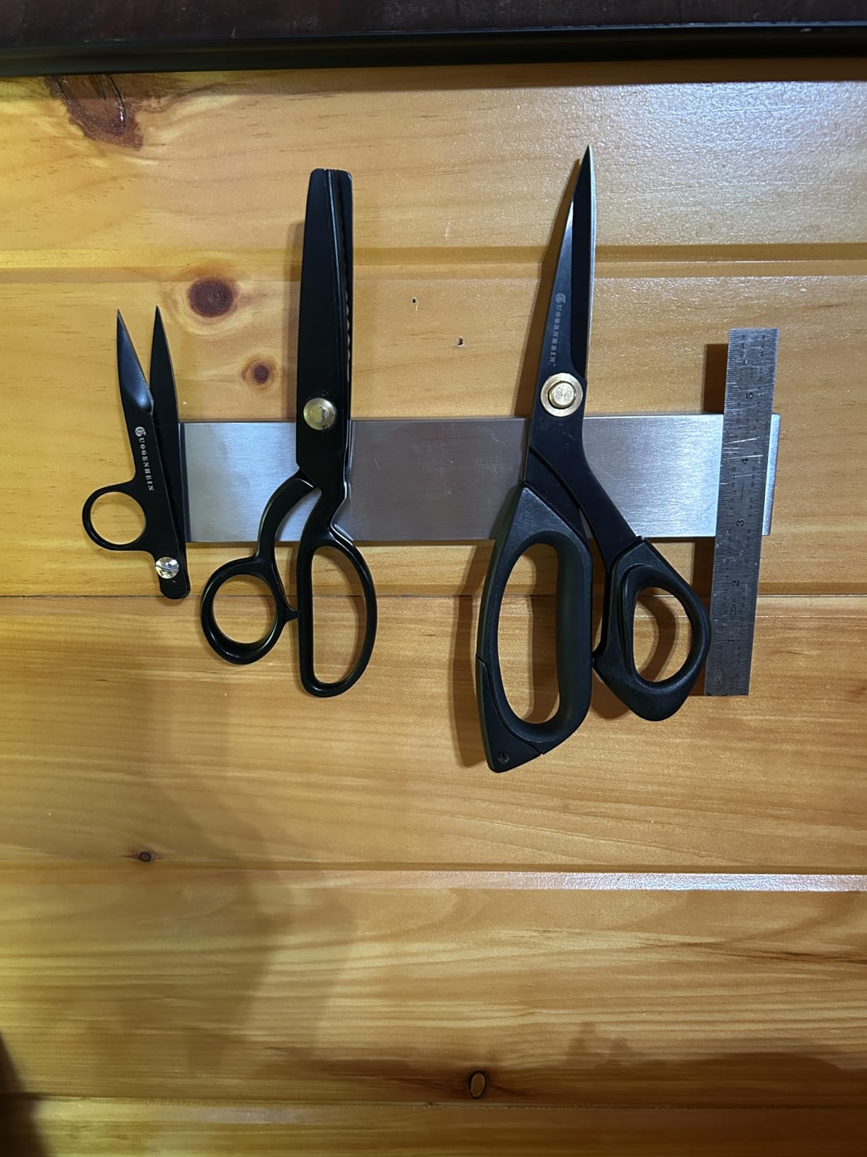 Strong Adhesive (No Drill) Magnetic Knife Holder for Wall - Professional 17 Inch Knife Strip - No Screws Needed - Adhesive Backing - Stainless Steel Knife Bar (Upgraded Version - Will Not Fall) customer photo 1