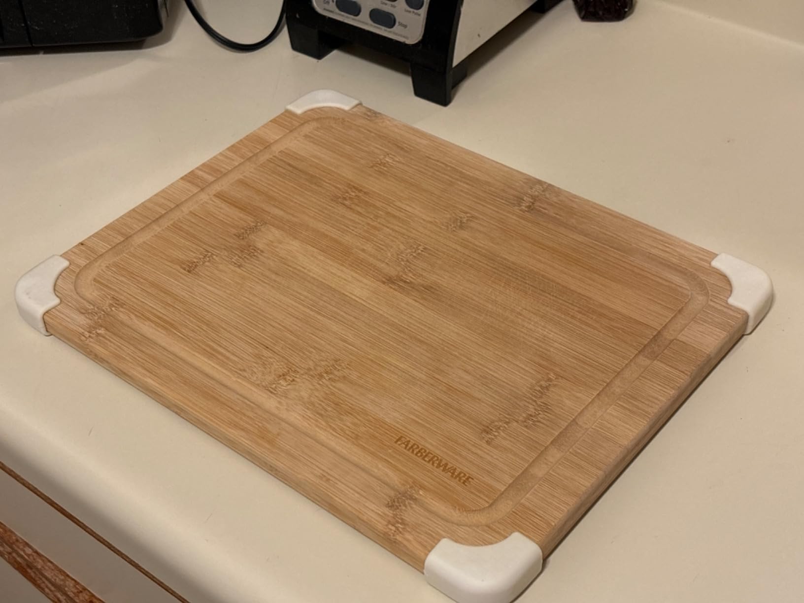 Farberware Nonslip Bamboo Cutting Board with Juice Groove, 11x14 Inch, White customer photo 2