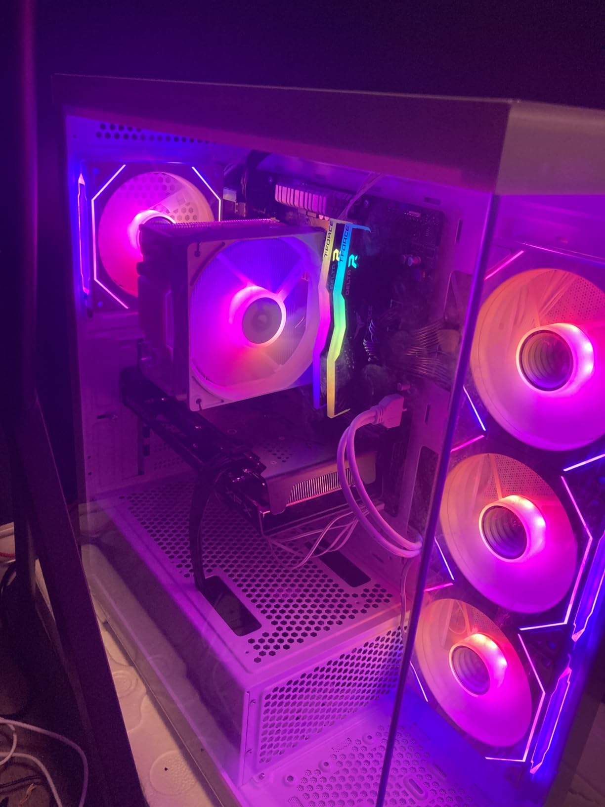 XFX Speedster SWFT210 Radeon RX 6650XT CORE Gaming Graphics Card with 8GB GDDR6 HDMI 3xDP, AMD RDNA 2 RX-665X8DFDY customer photo 1