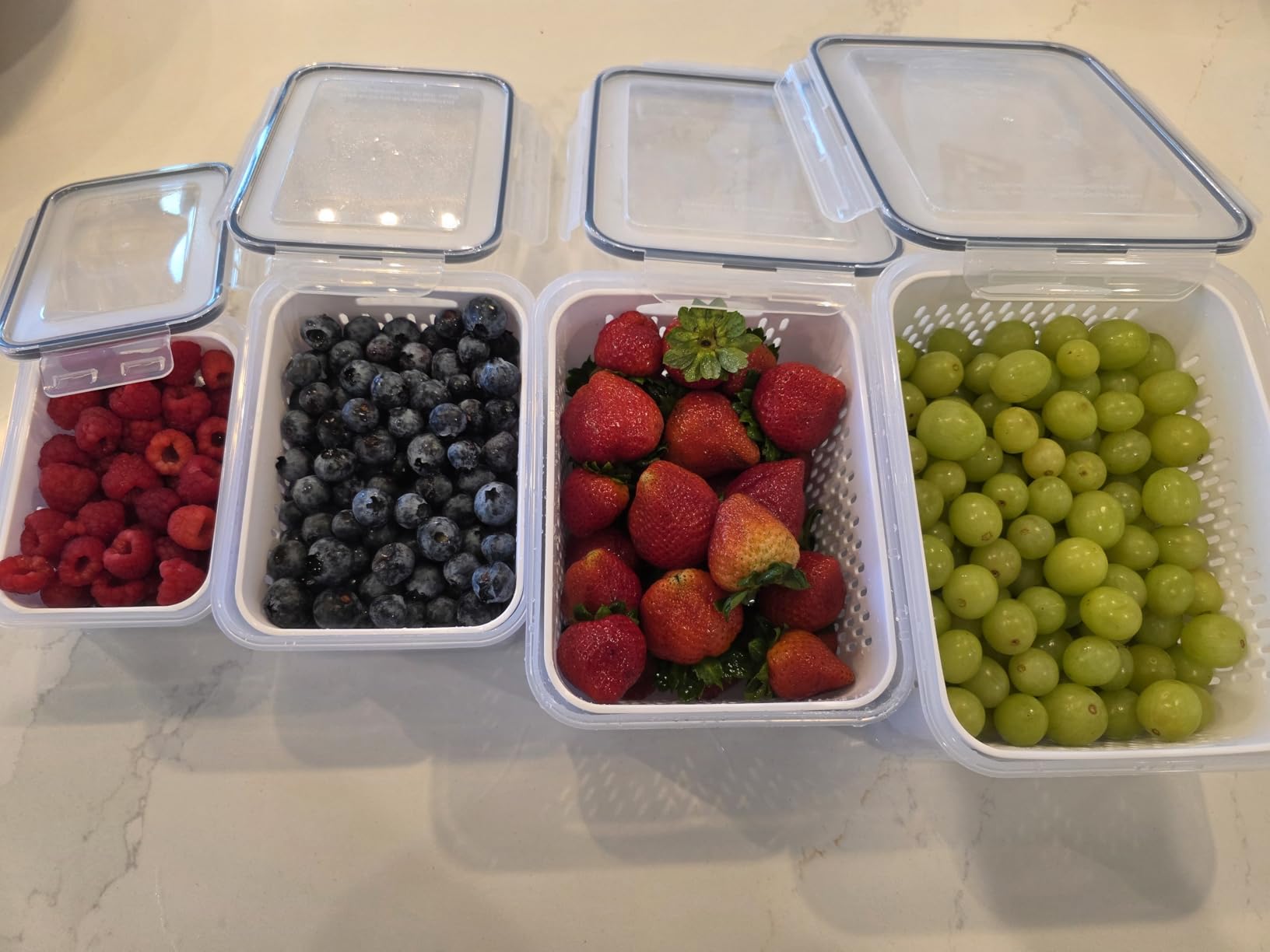5 PCS Large Fruit Containers for Fridge - Leakproof Food Storage Containers with Removable Colander - Dishwasher & microwave safe Produce Containers Keep Fruits, Vegetables, Berry, Meat Fresh longer customer photo 1