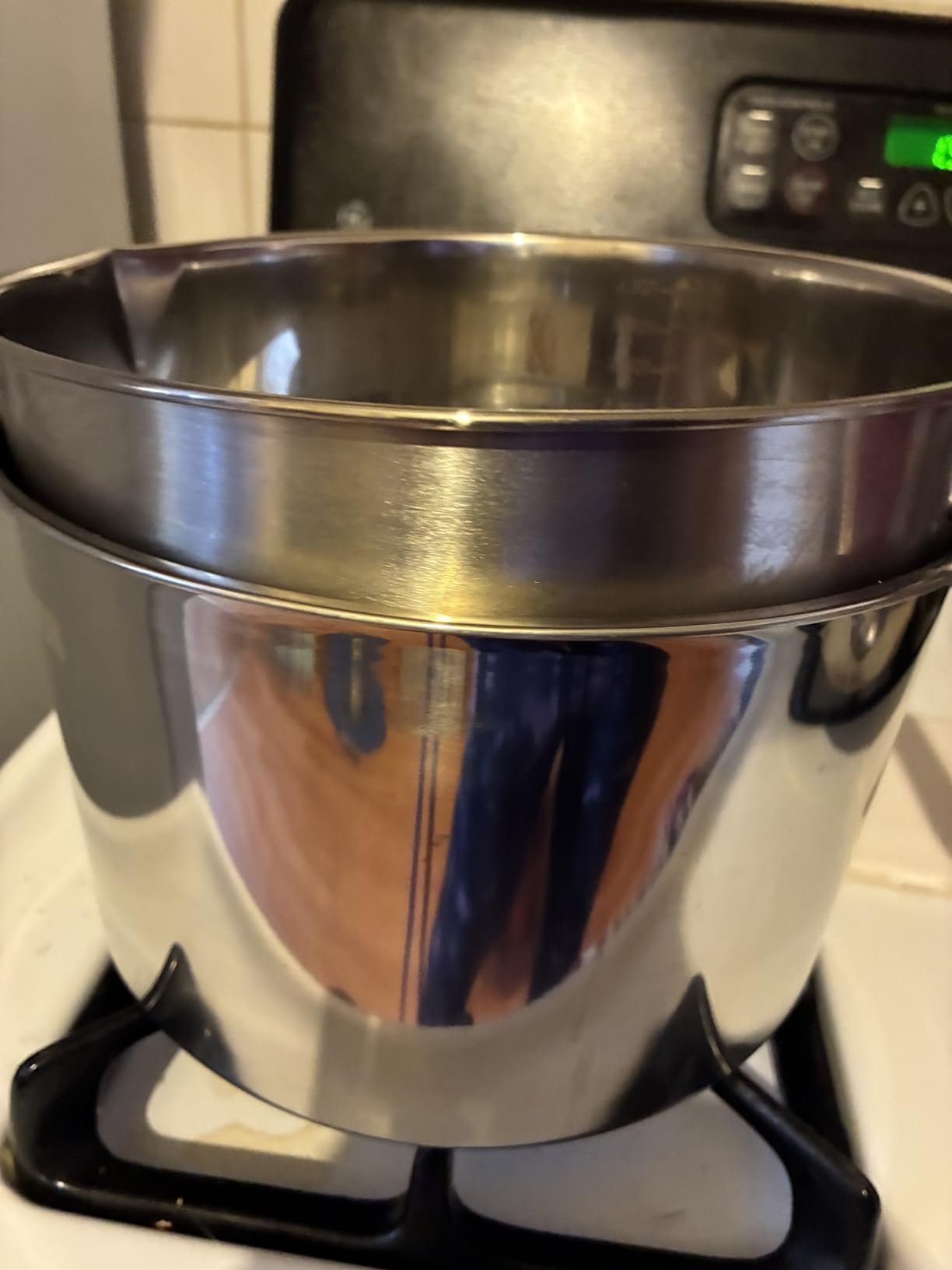 Double Boiler Pot Set,1250ML/1.1QT Mixing Bowl for Chocolate Melting, 2200ML/ 2QT 304 Stainless Steel Pot With Silicone Spatula for Melting Chocolate, Candy, Candle, Soap, Wax customer photo 1