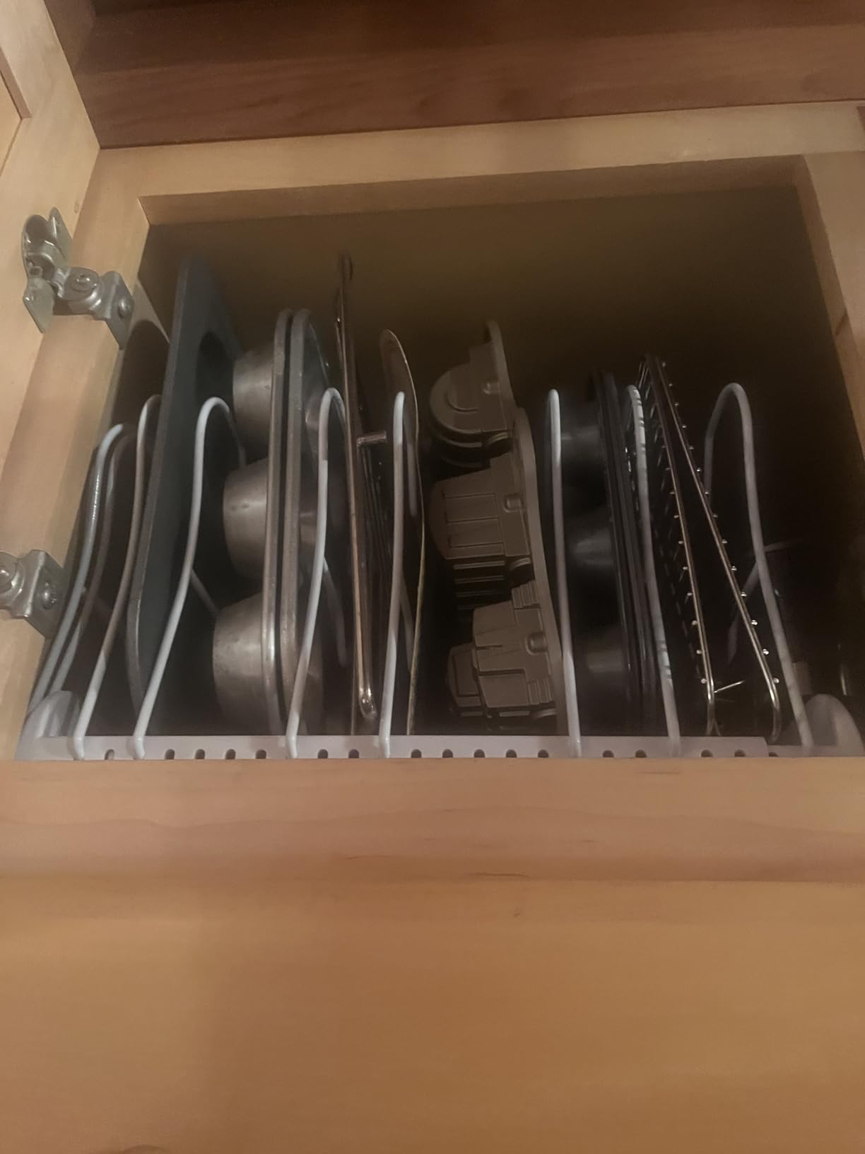 Simple Houseware Expandable Pan Organizer Rack, 10 Adjustable Compartments, White - Kitchen Cabinet Organizer for Pots, Pans, Lids & Bakeware - Pantry & Countertop Storage customer photo 2
