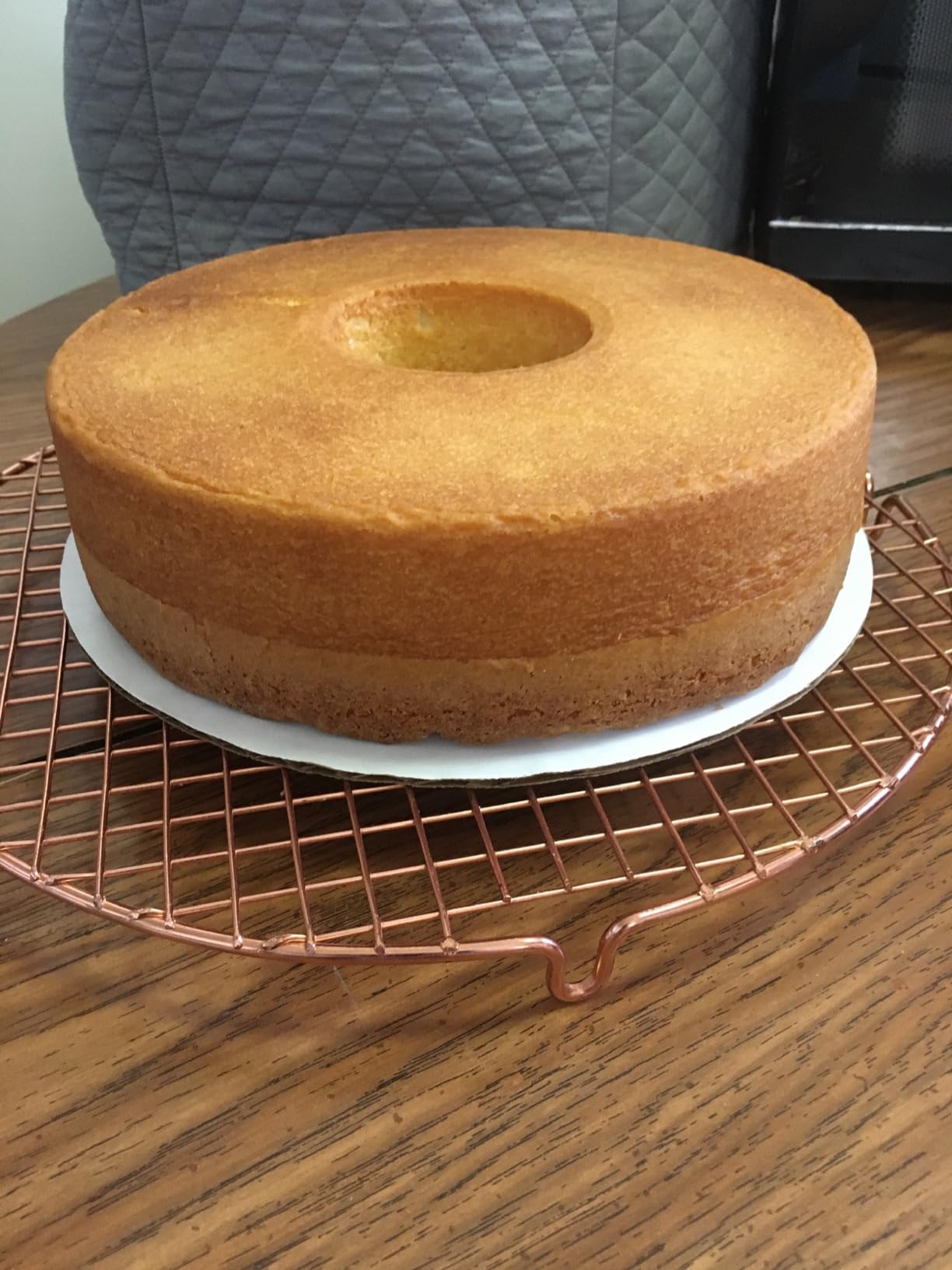 TeamFar 10inch Angel Food Cake Pan, Stainless Steel Cake Pan with Tube, Healthy & Non-toxic, Sturdy & One-Piece, Mirror Finish & Dishwasher Safe customer photo 2