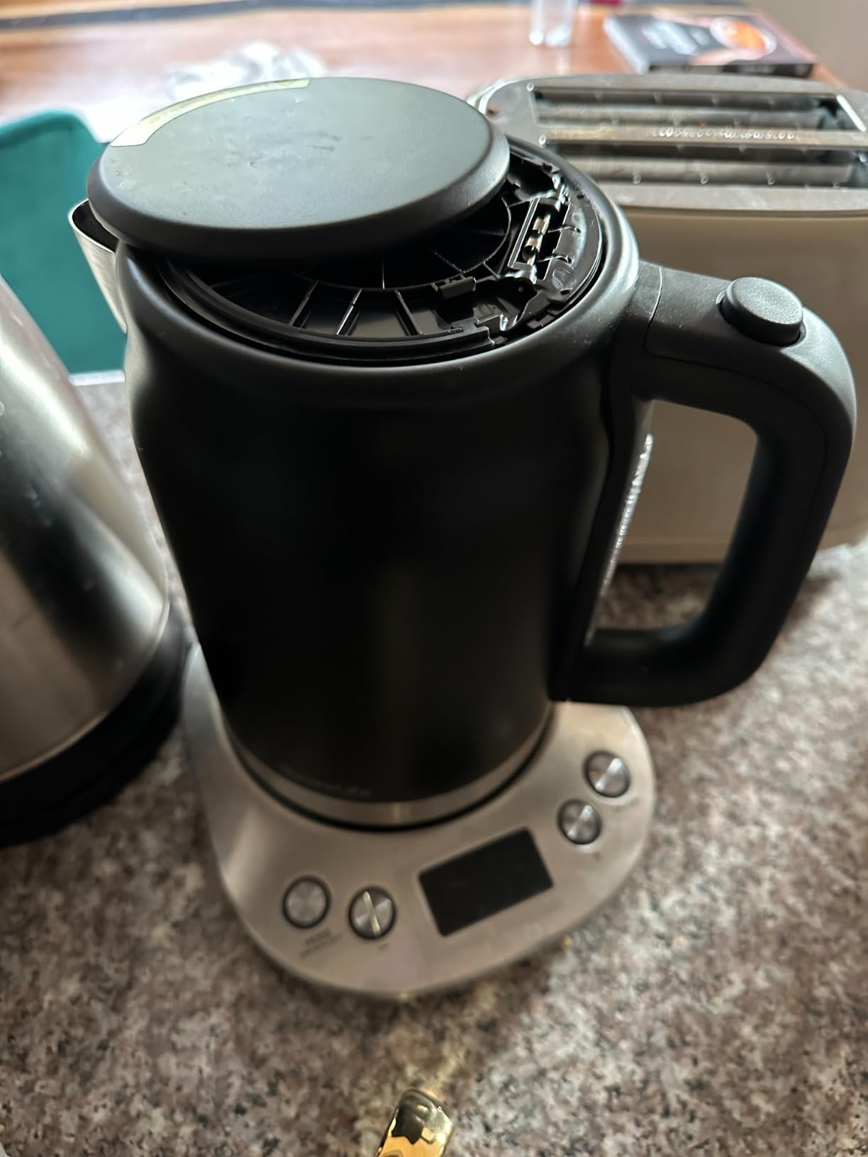 GoveeLife Smart Electric Kettle Temperature Control, WiFi Electric Tea Kettle with Alexa Control, 1500W Rapid Boil, 2H Keep Warm, 1.7L BPA Free Stainless Steel Water Boiler for Tea, Coffee, Oatmeal customer photo 2