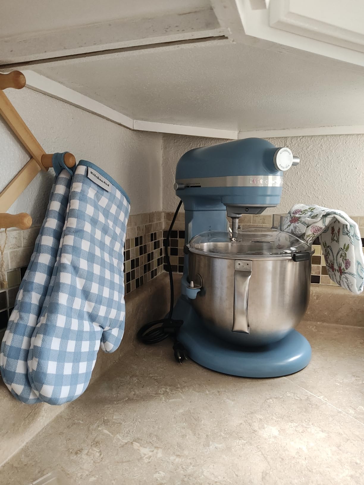 KitchenAid 7 Quart Bowl-Lift Stand Mixer with Accessories, KSM70SKXX, Cast Iron Black customer photo 1