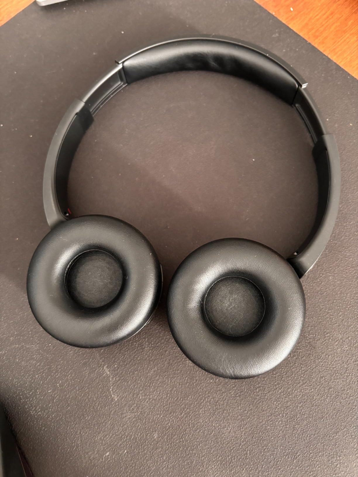 Sony WH-CH520 Wireless Headphones Bluetooth On-Ear Headset with Microphone and up to 50 Hours Battery Life with Quick Charging, Black customer photo 2