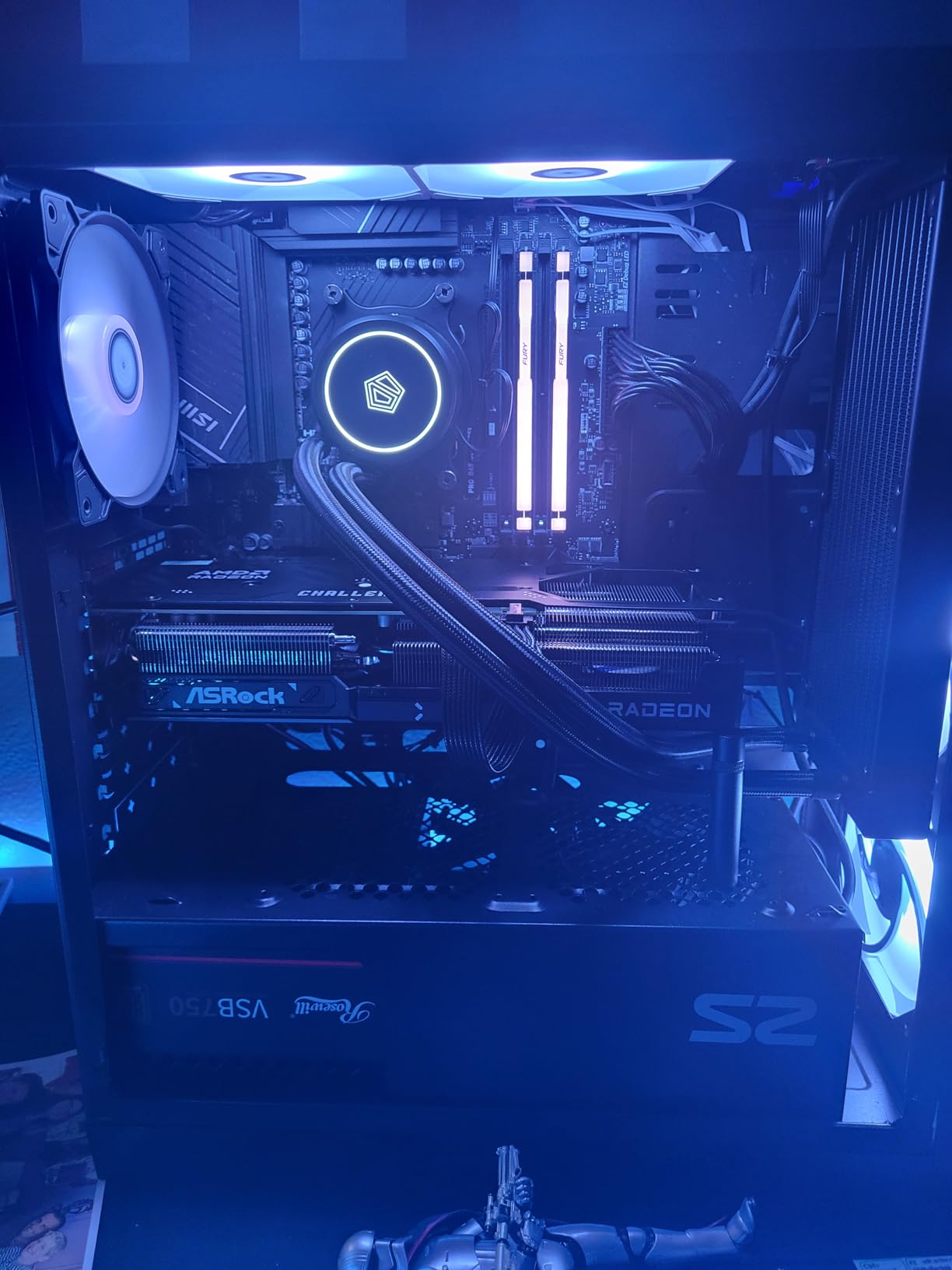 AMD Ryzen 7 7800X3D 8-Core, 16-Thread Desktop Processor customer photo 2