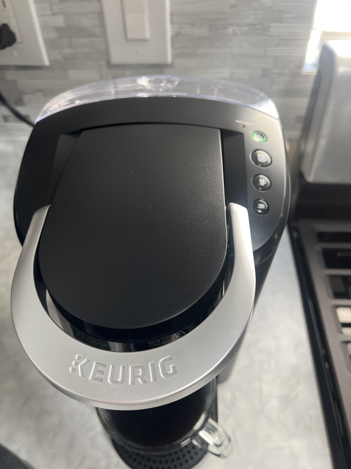 Keurig K-Compact Single-Serve K-Cup Pod Coffee Maker, with 3 Brew Sizes, Smart Start Feature, 36oz Removable Reservoir, Black customer photo 1