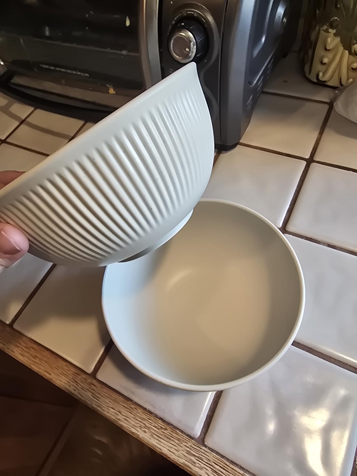 18pcs Wheat Straw Dinnerware Sets HXYPN Unbreakable Reusable Dinnerware Set Kitchen Cups Plates and Bowls Sets Dishwasher Microwave Safe Plates customer photo 2