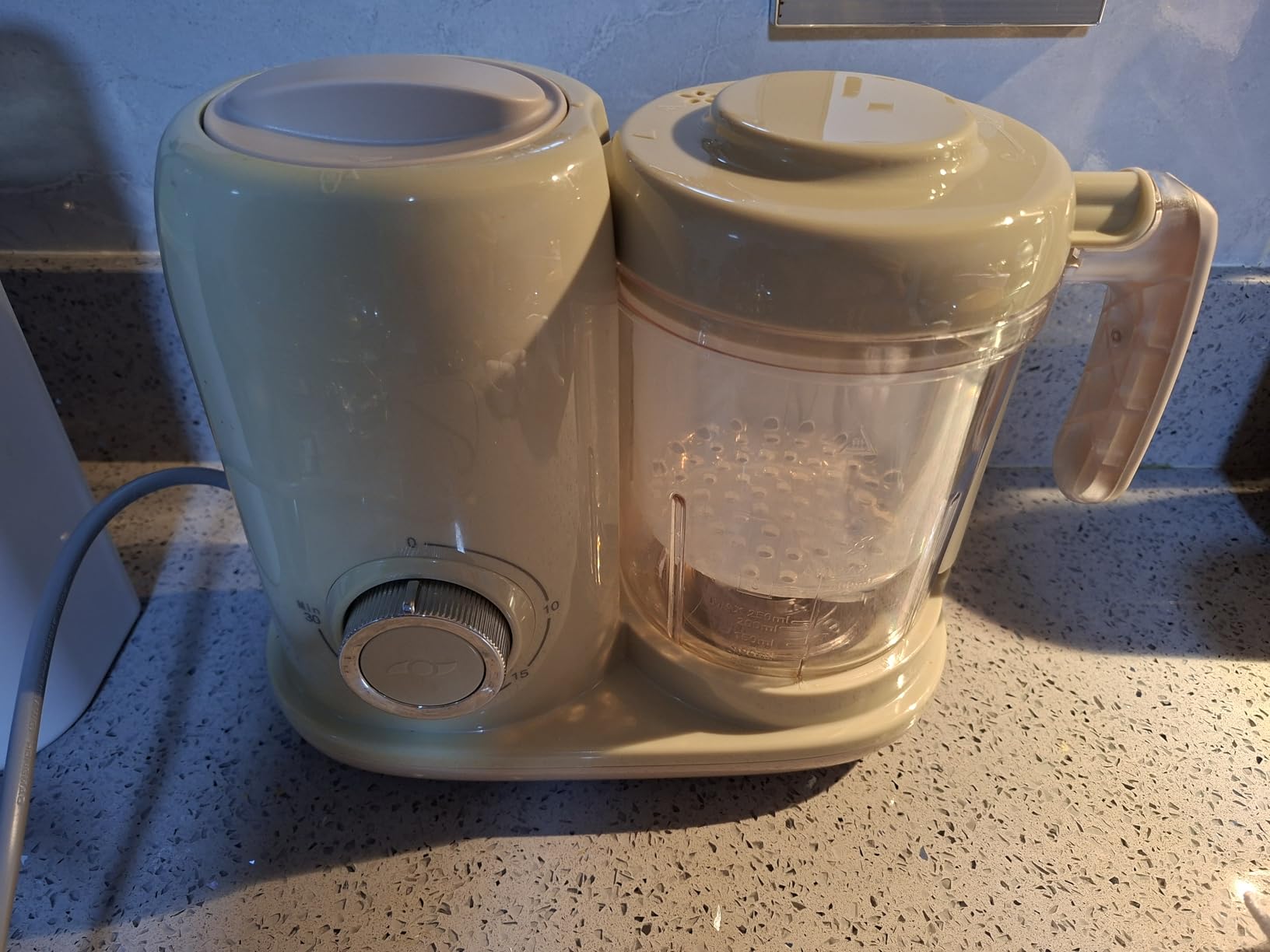 Baby Food Maker, 4 in 1 Baby Food Processor and Steamer, Puree Blender, Multifunctional Baby Puree Maker, Dishwasher Safe (White) customer photo 1