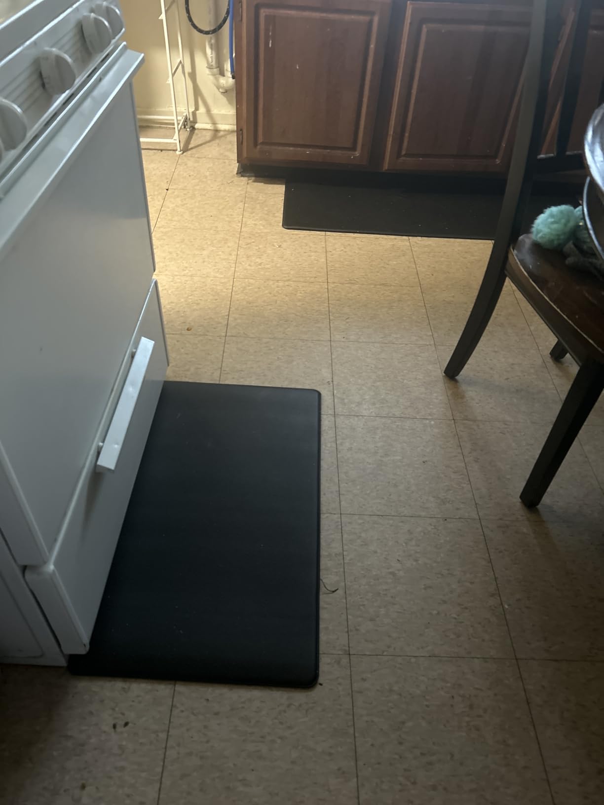StepRite Kitchen Mats, 2PCS Kitchen Rugs, Cushioned Anti Fatigue Kitchen Mats for Floor, Non-Slip Standing Desk Mat, Waterproof Kitchen Rug Set for Kitchen, Floor, Office, 17.3''x30''+17.3''x47'', Black customer photo 2