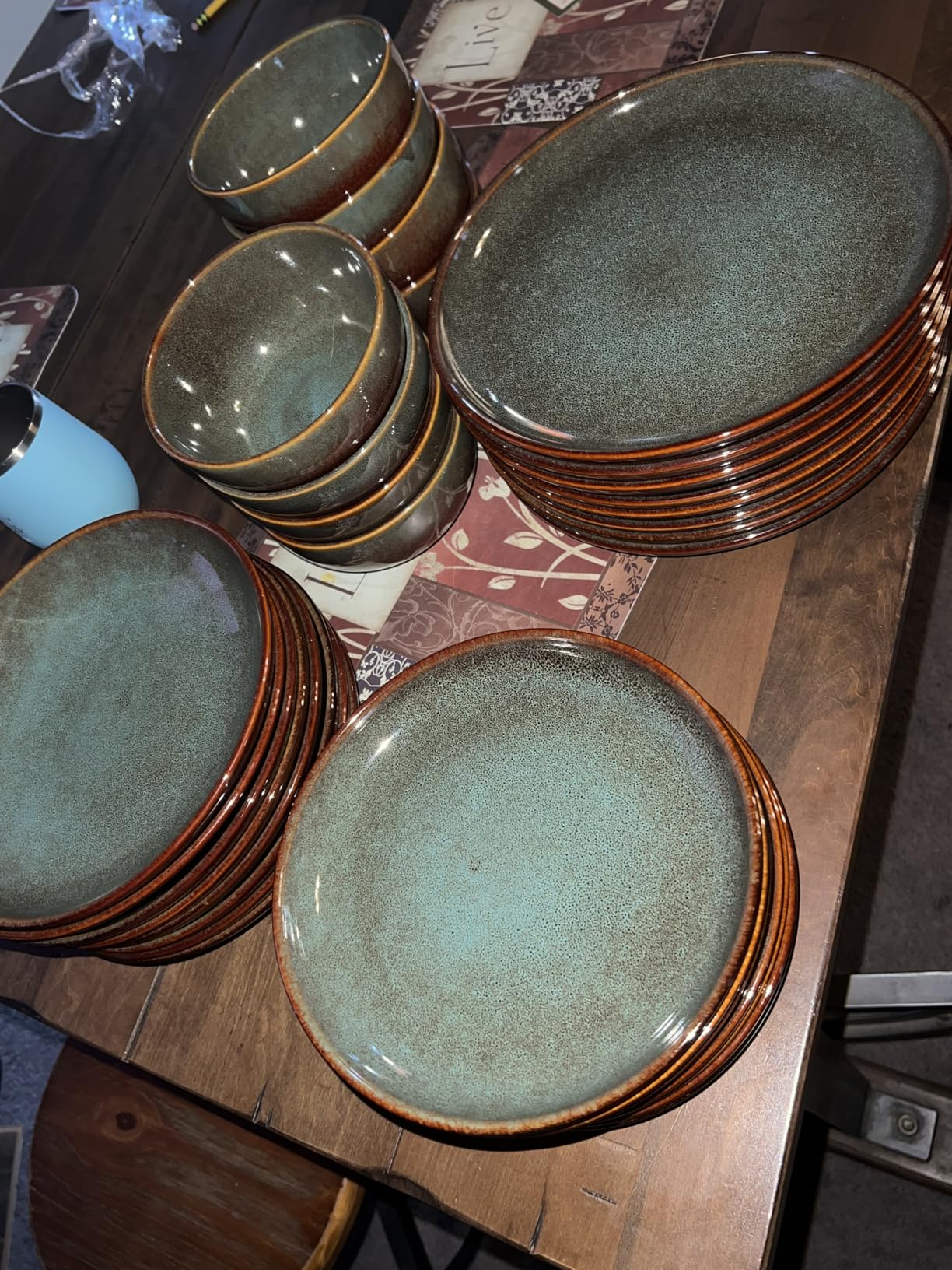 Gradient Green Stoneware Dinnerware Sets, 12 pcs Reactive Glaze Plates and Bowls Sets, Handmade Ceramic Round Dishes Set for 4, Highly Chip and Crack Resistant Modern Plate Set customer photo 1