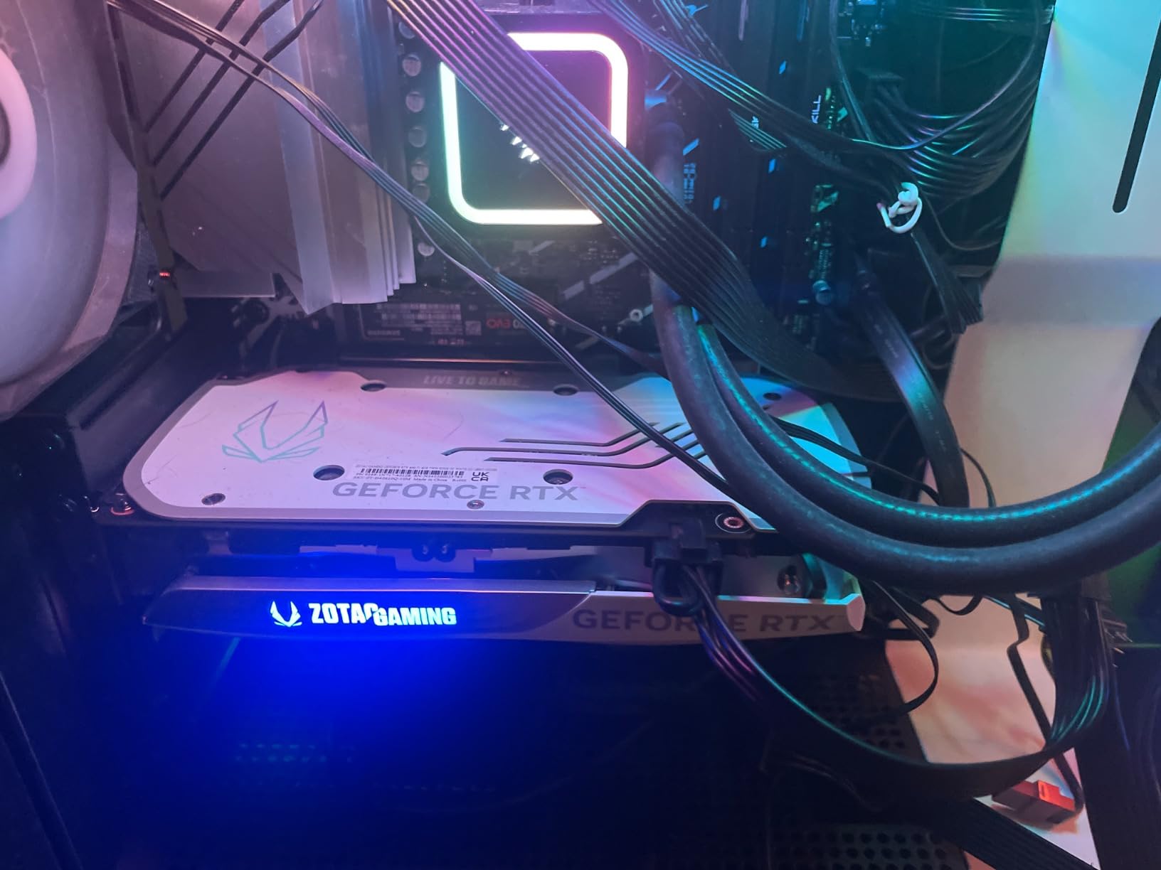 ZOTAC Gaming GeForce RTX 4060 Ti 8GB Twin Edge OC White Edition DLSS 3 8GB GDDR6 128-bit 18 Gbps PCIE 4.0 Compact Graphics Card, IceStorm 2.0 Advanced Cooling, Spectra RGB Lighting customer photo 1