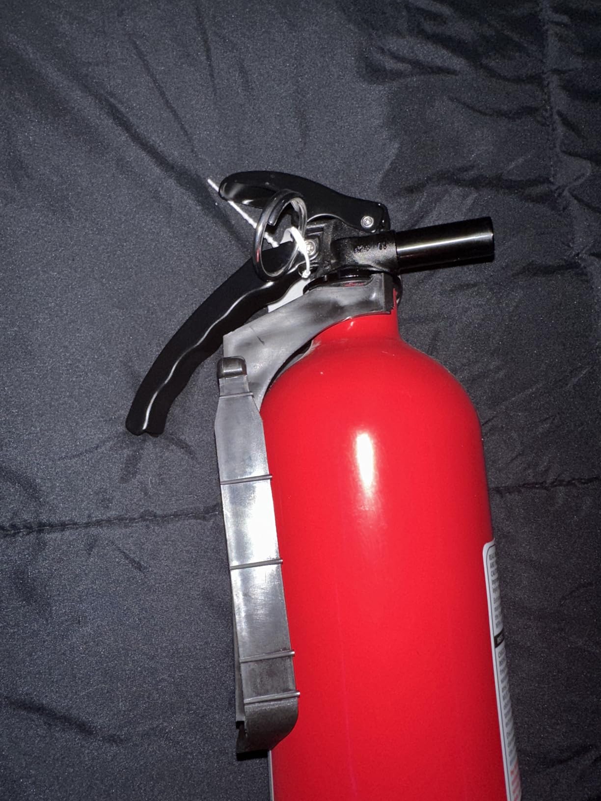 Kidde Kitchen Fire Extinguishers for Home & Office Use, 2 Pack: One 1-A:10-B:C and One Specialty Kitchen Extinguisher, Wall Mount & Strap Brackets Included customer photo 2