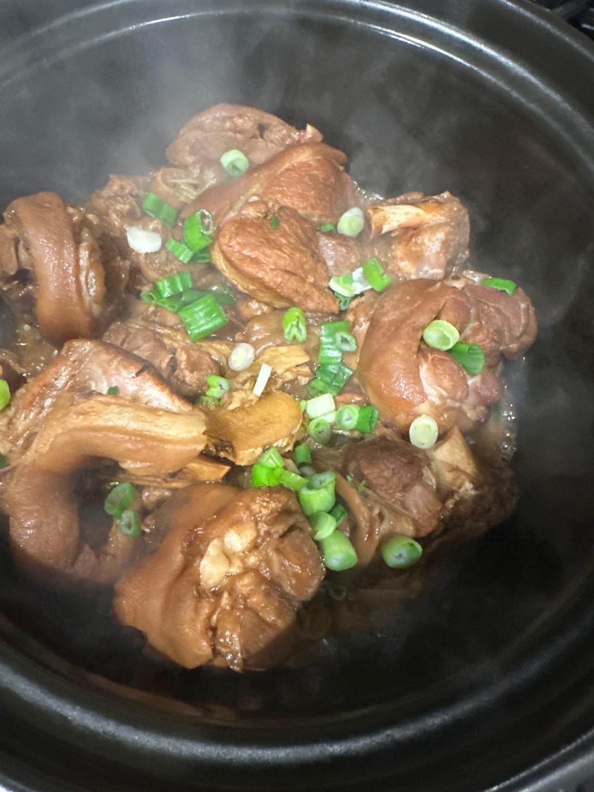 1.9-Quart Ceramic Pots for Cooking with Lid, Clay Pot for Cooking, Earthenware Pot, Chinese Ceramic Casserole customer photo 1